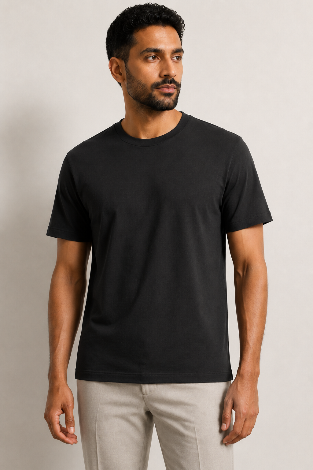 FİGO Erkek Regular Fit Bisiklet Yaka Yan Yırtmaçlı Basic T-Shırt
