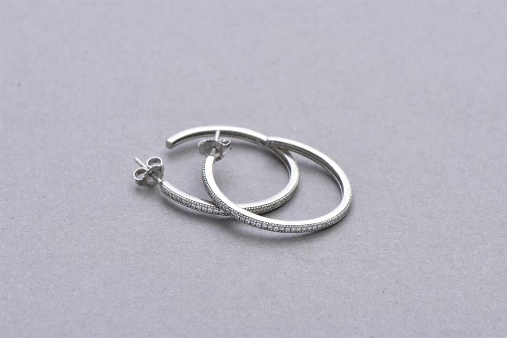 Minimal Taşlı Halka 925 Ayar Gümüş Küpe