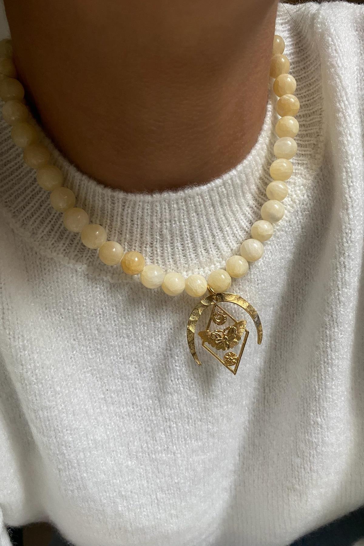 Kelebek Sedef Taşı Tasarım Kolye  (10mm)