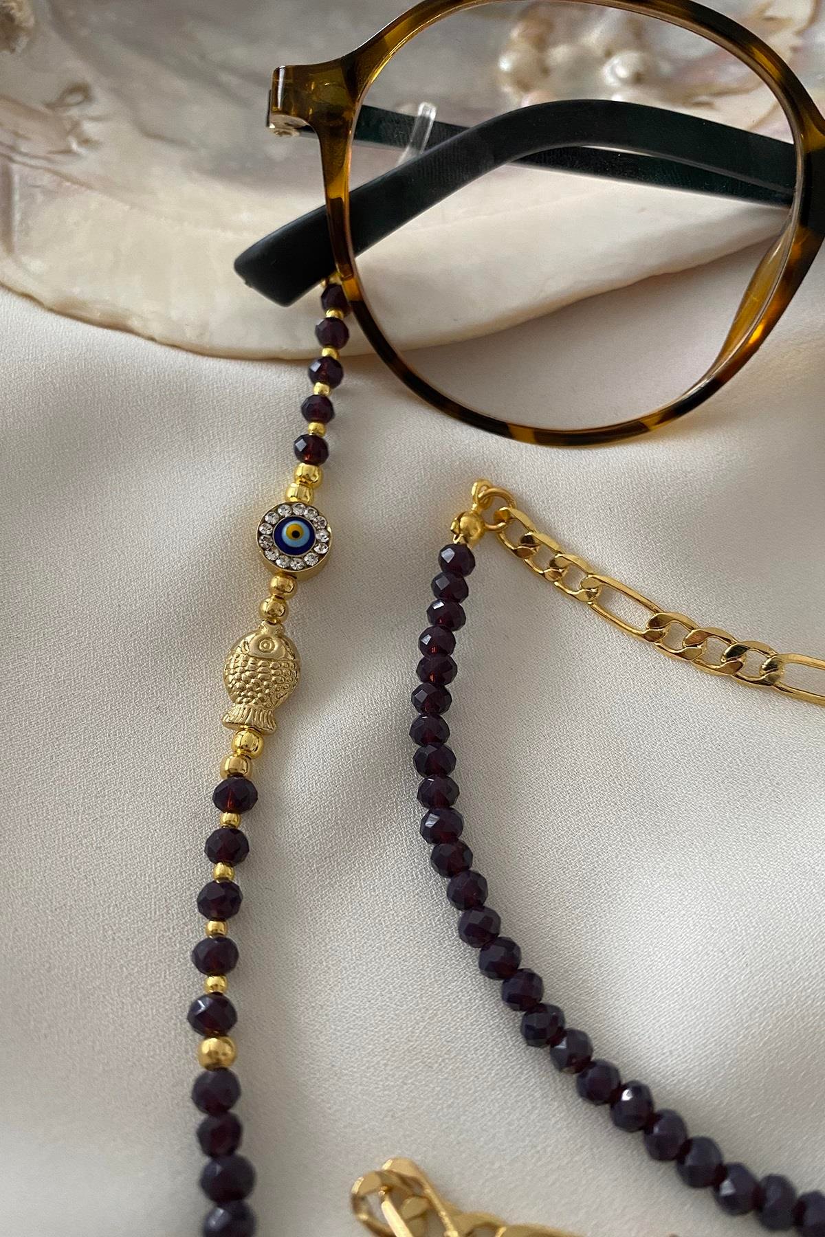 Siyah Kristal Gözlük Askısı