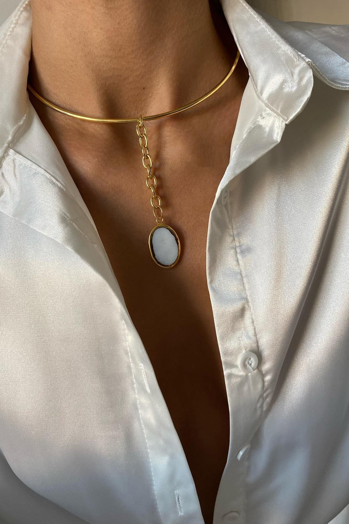 Tasma Sedef Taşı Kolye 