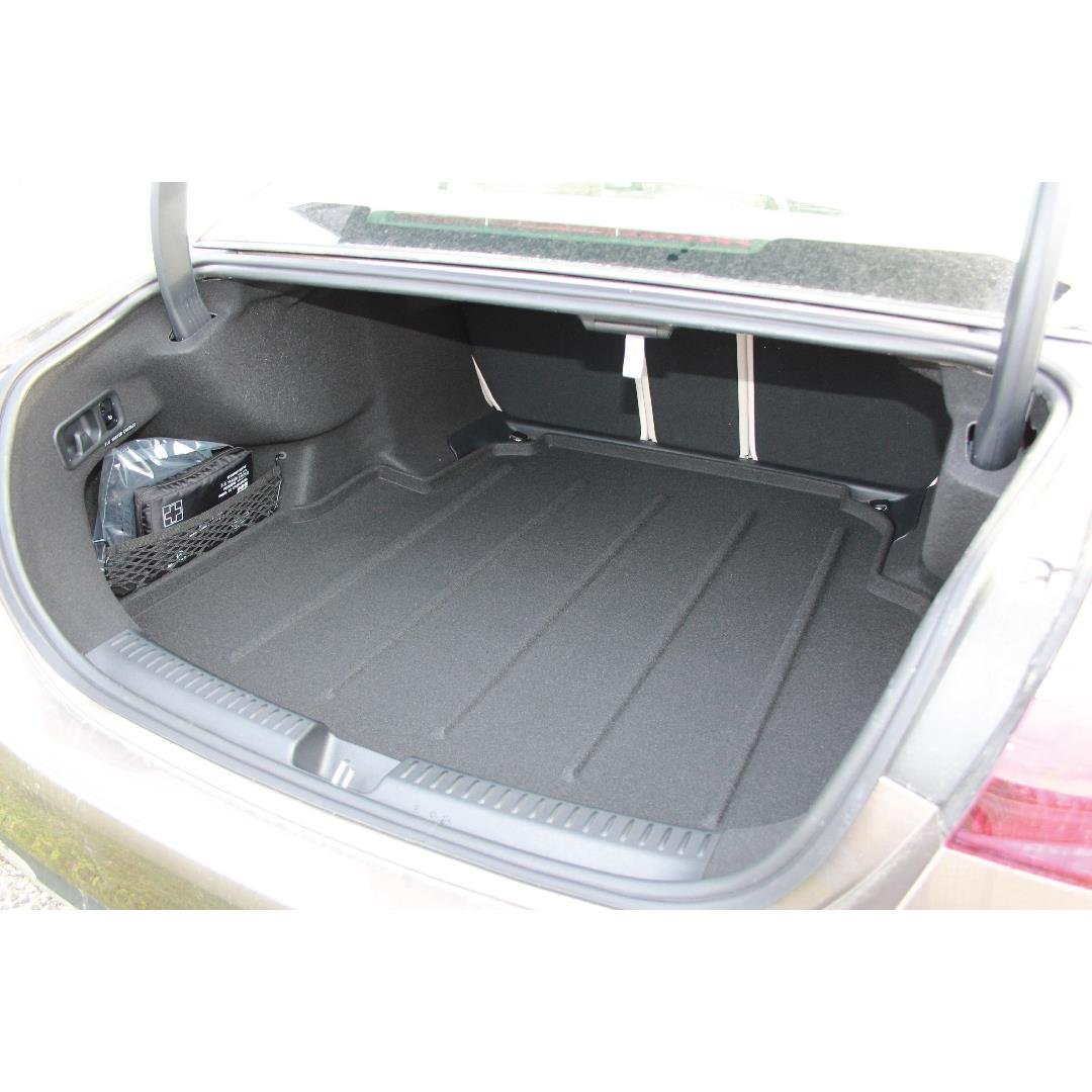 Mercedes Yeni E Serisi 2024 Sonrası Halı Bagaj Havuzu