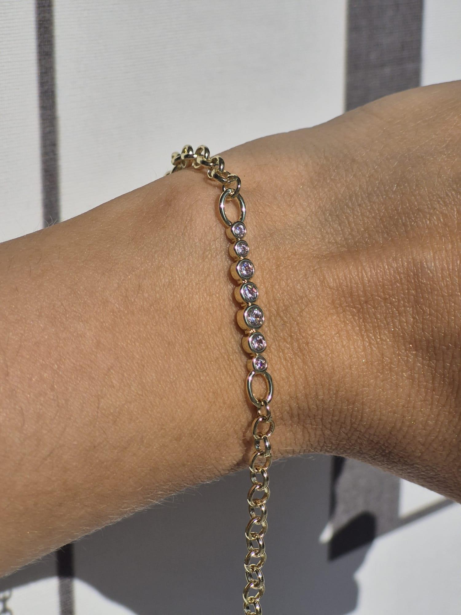 Sıra Taşlı Bileklik