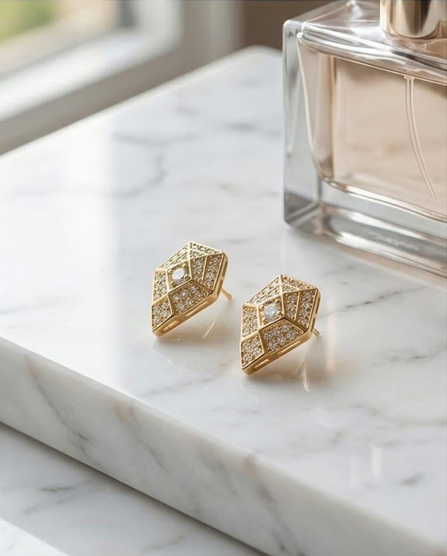 Taşlı Beşgen Küpe