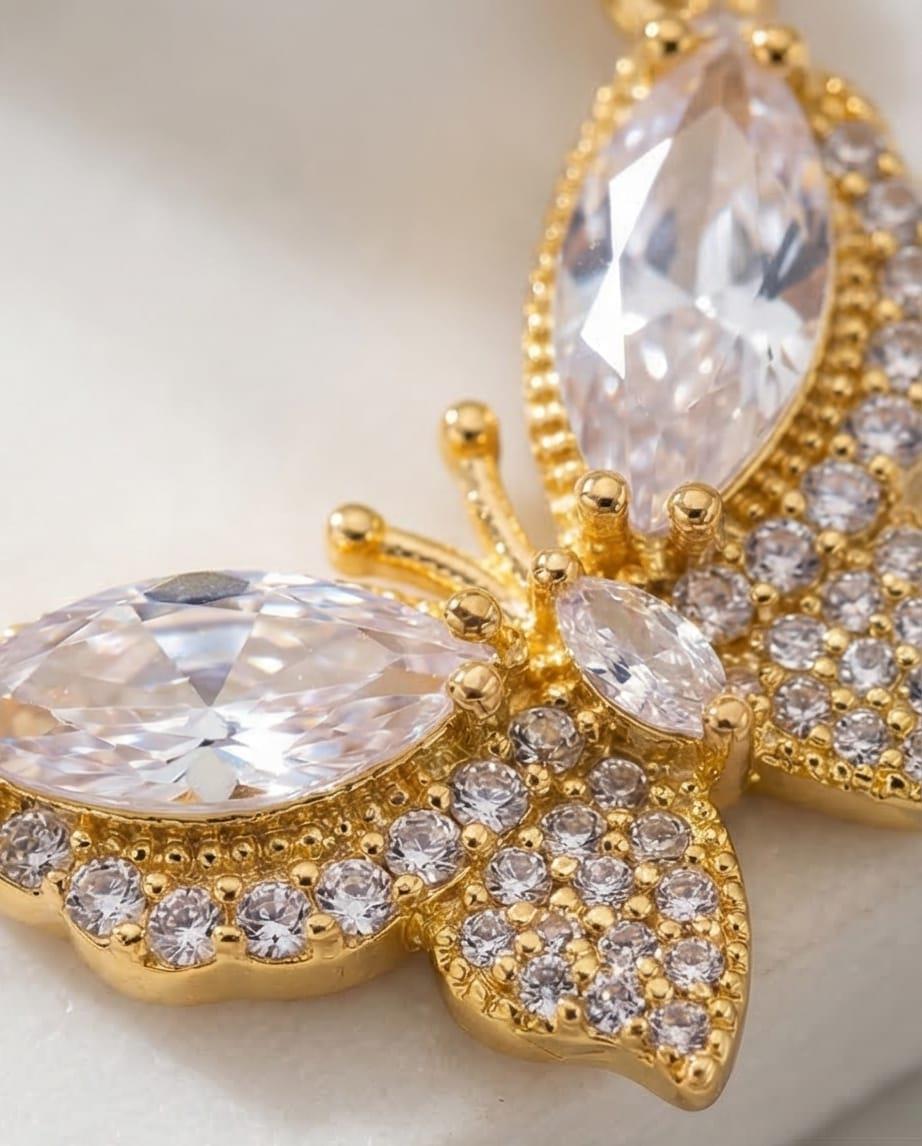 Taşlı Kelebek Kolye