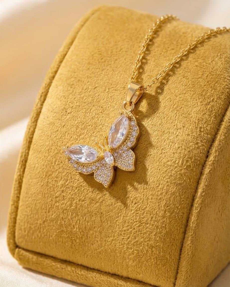 Taşlı Kelebek Kolye