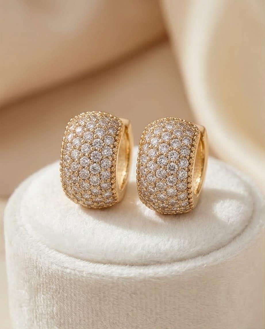 Taşlı Premium Küpe