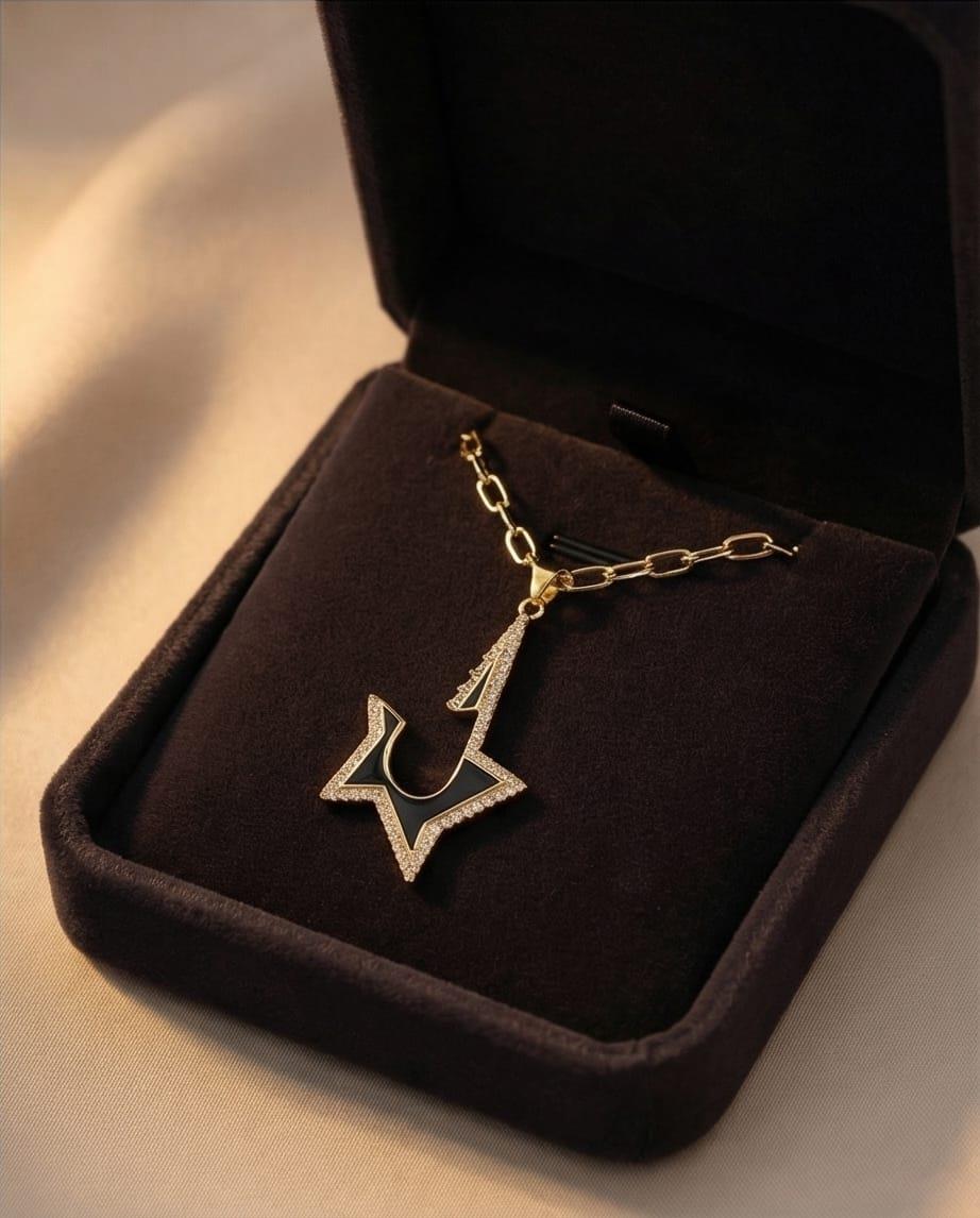 Yarım Yıldız Kolye