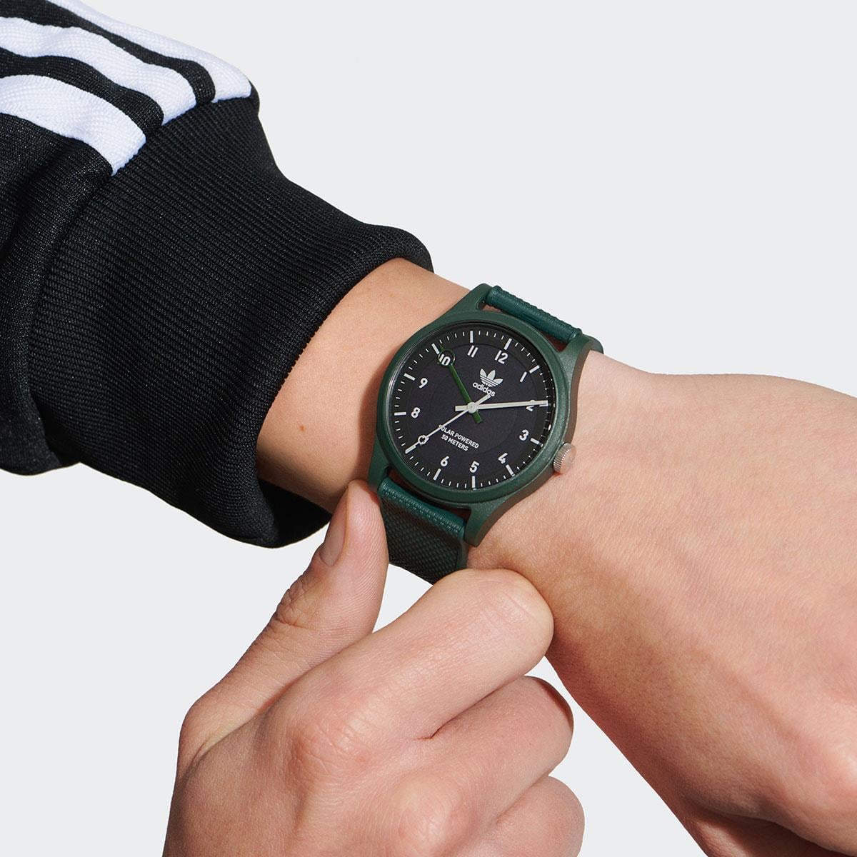 Adidas ADAOST22557 UNISEX Kol Saati 