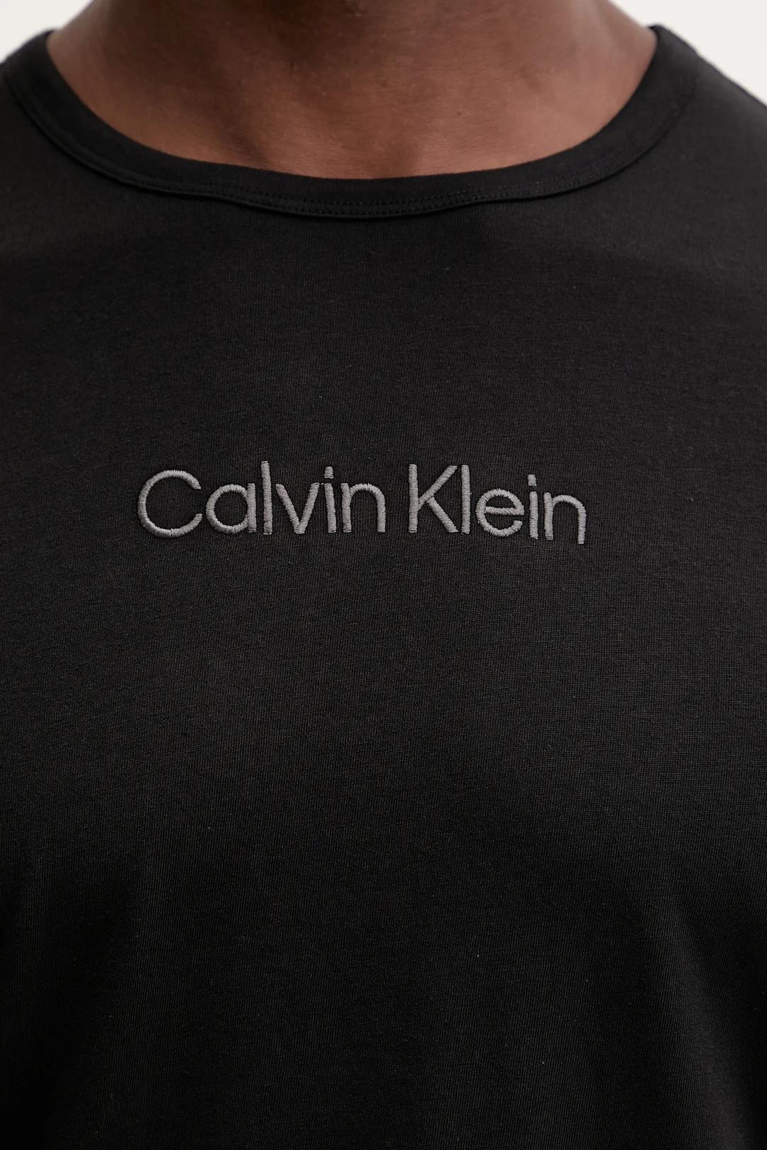 Calvin Klein Erkek L/S Tişört & Jogger Pantolon Pijama Takımı LV00NM2957
