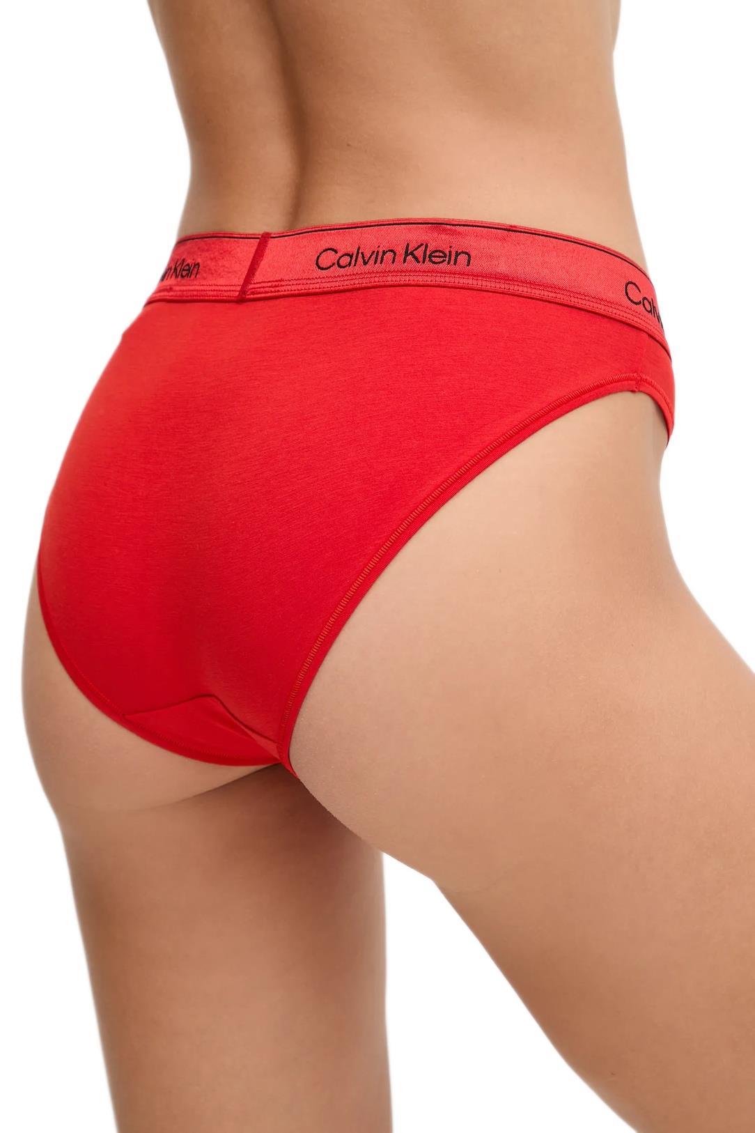 Calvin Klein Kadın Kırmızı Külot LV00QF8550