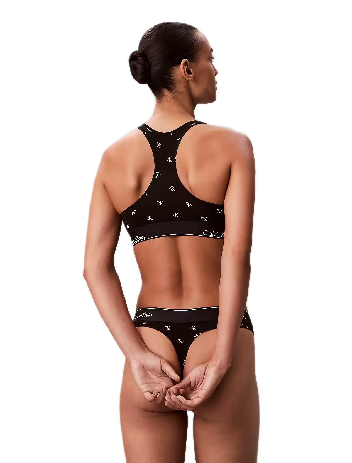 Calvin Klein Kadın Siyah Desteksiz Bralet Sütyen LV00QF8493