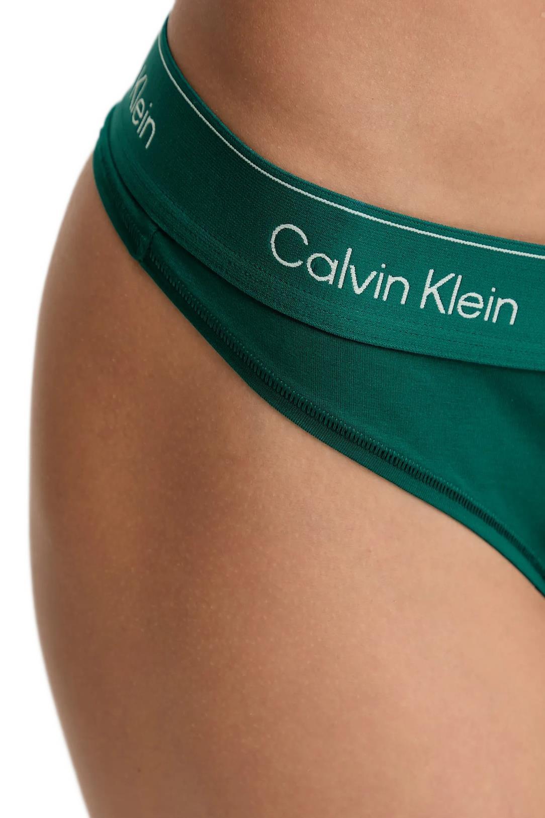 Calvin Klein Kadın Yeşil Tanga LV00QF8518
