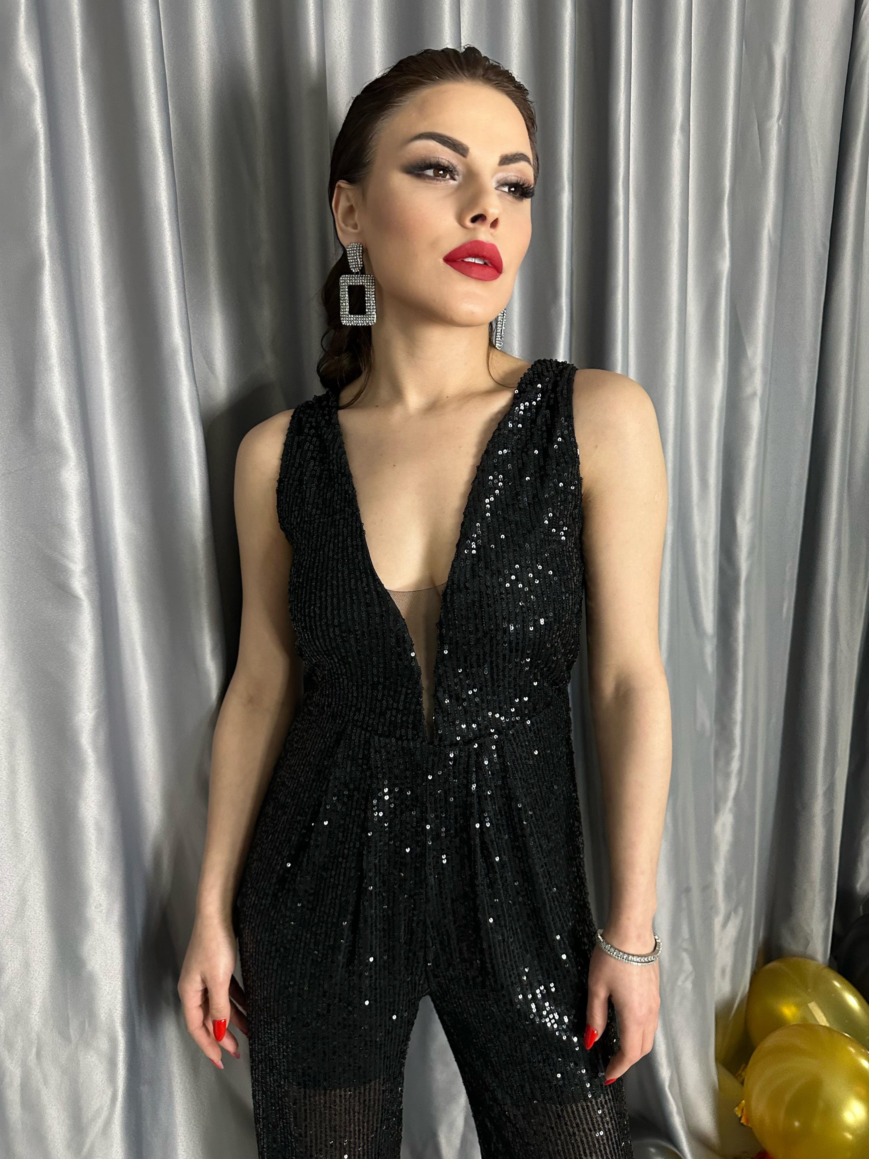  V YAKA SİYAH PAYETLİ TULUM