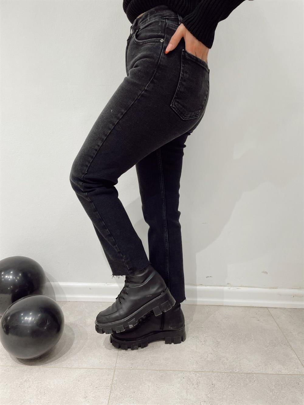 ANTRASİT MOM JEAN