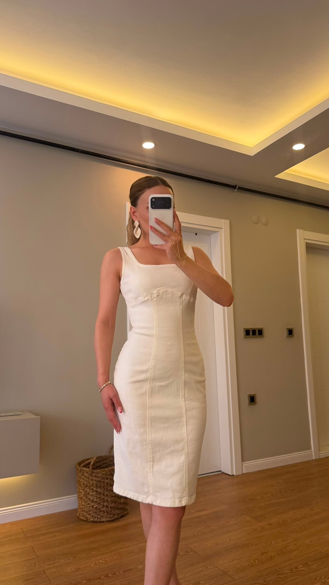 Askılı Kalem Model Denim Elbise Ekru
