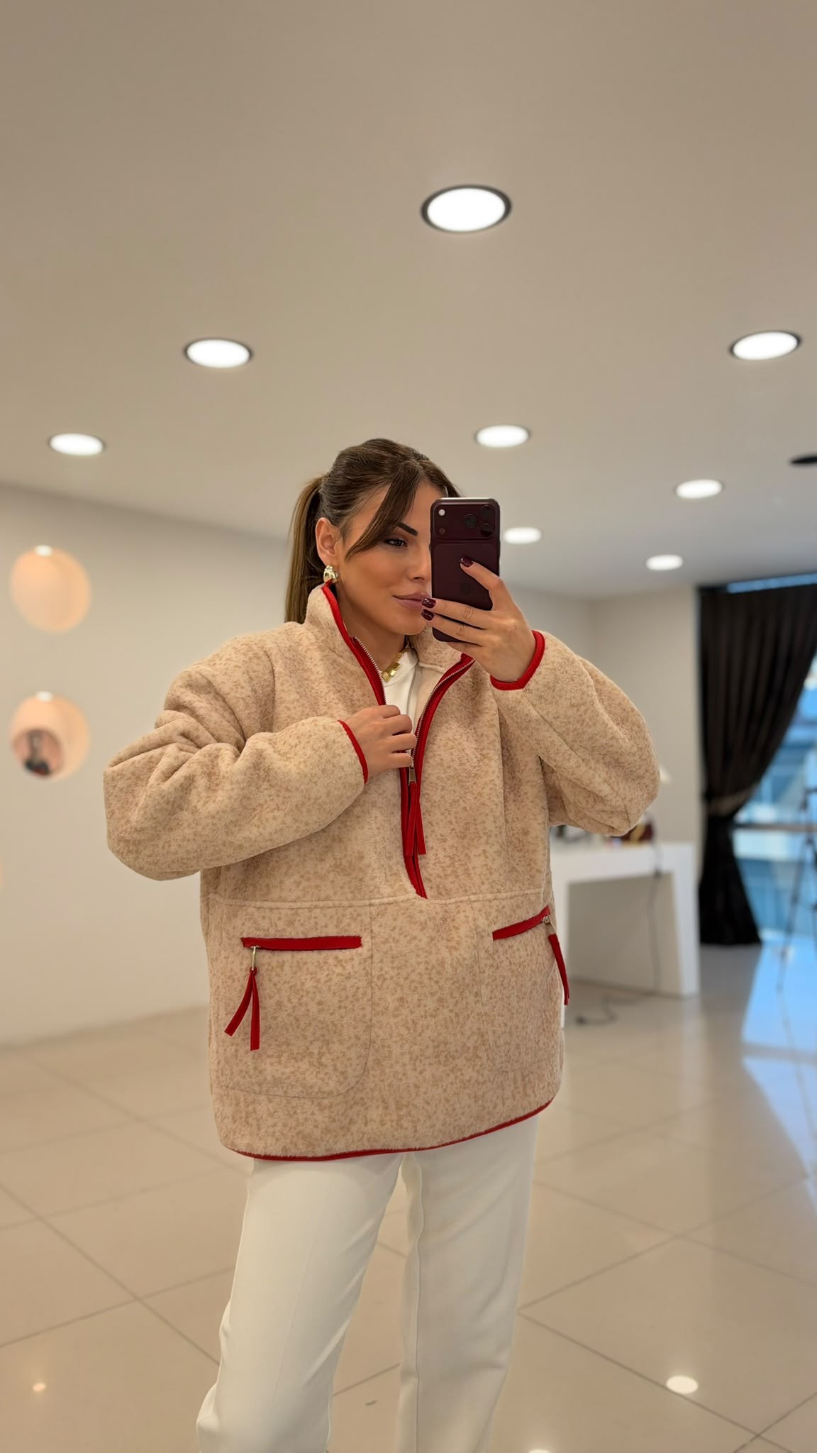 Bej Yarım Fermuarlı Peluş Ceket