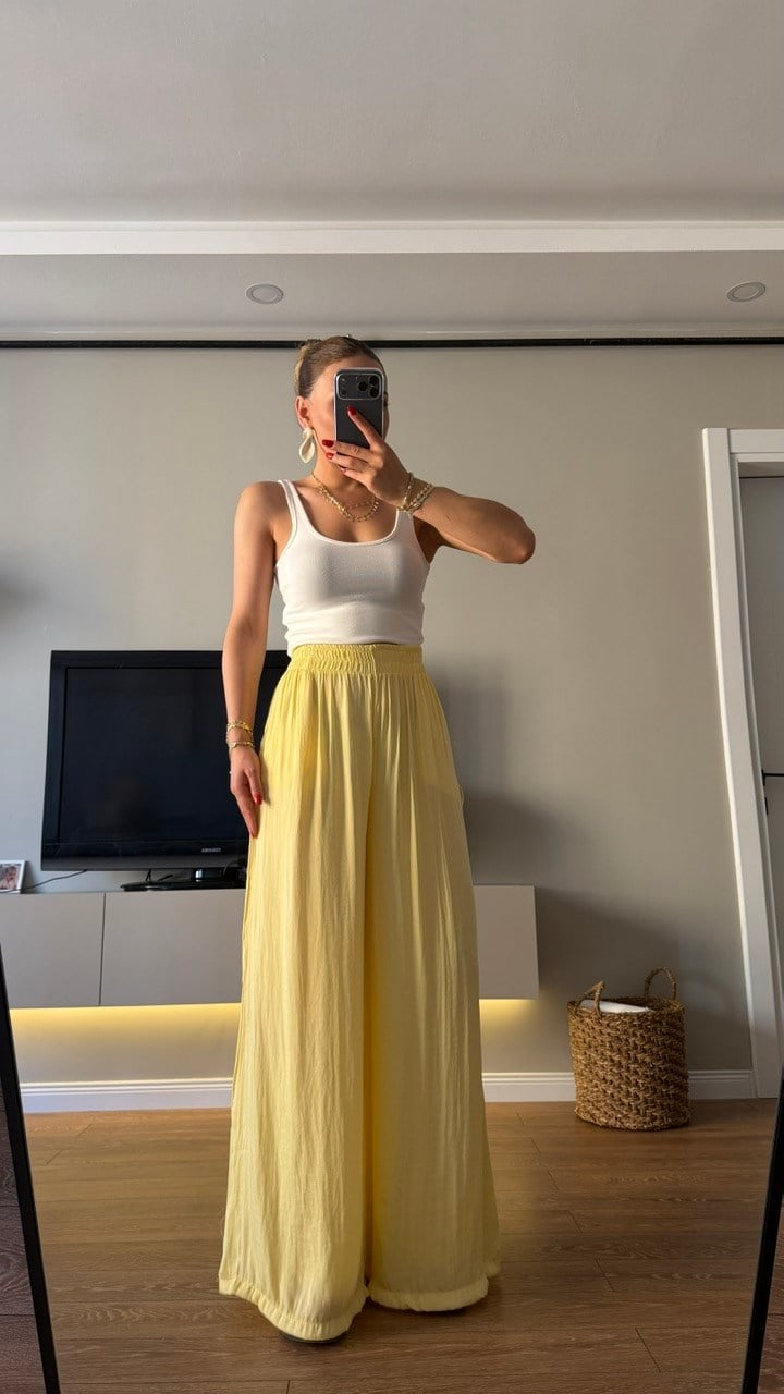 Bel Lastikli Saten Pantolon Sarı