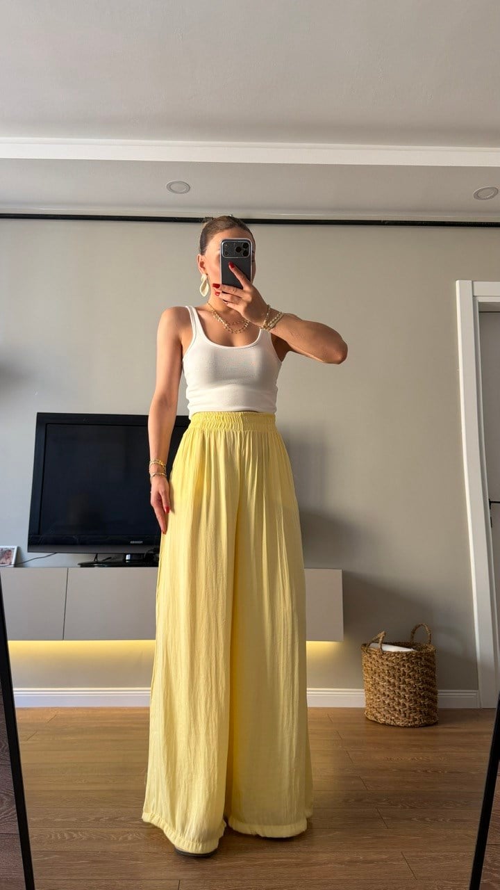 Bel Lastikli Saten Pantolon Sarı