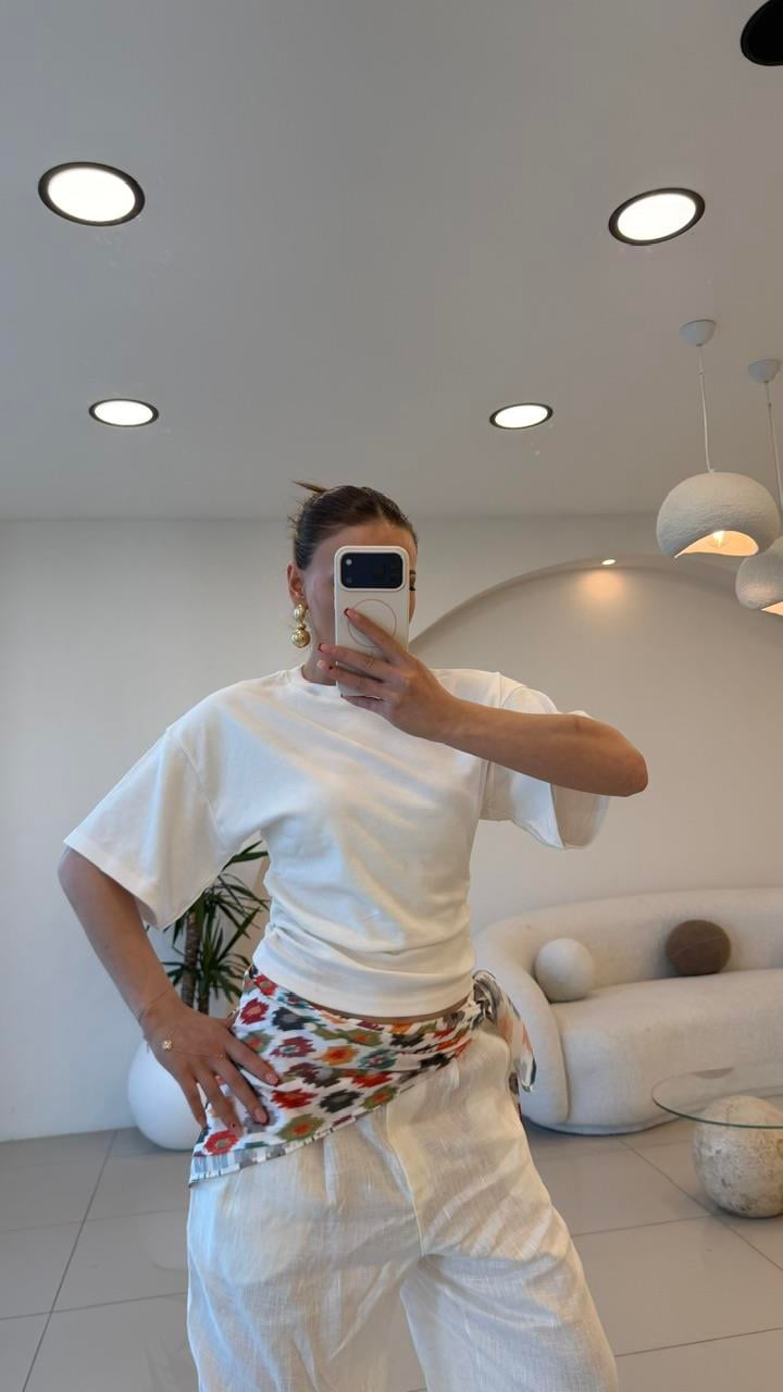 BEL OTURTMALI KISA KOL TSHIRT BEYAZ 