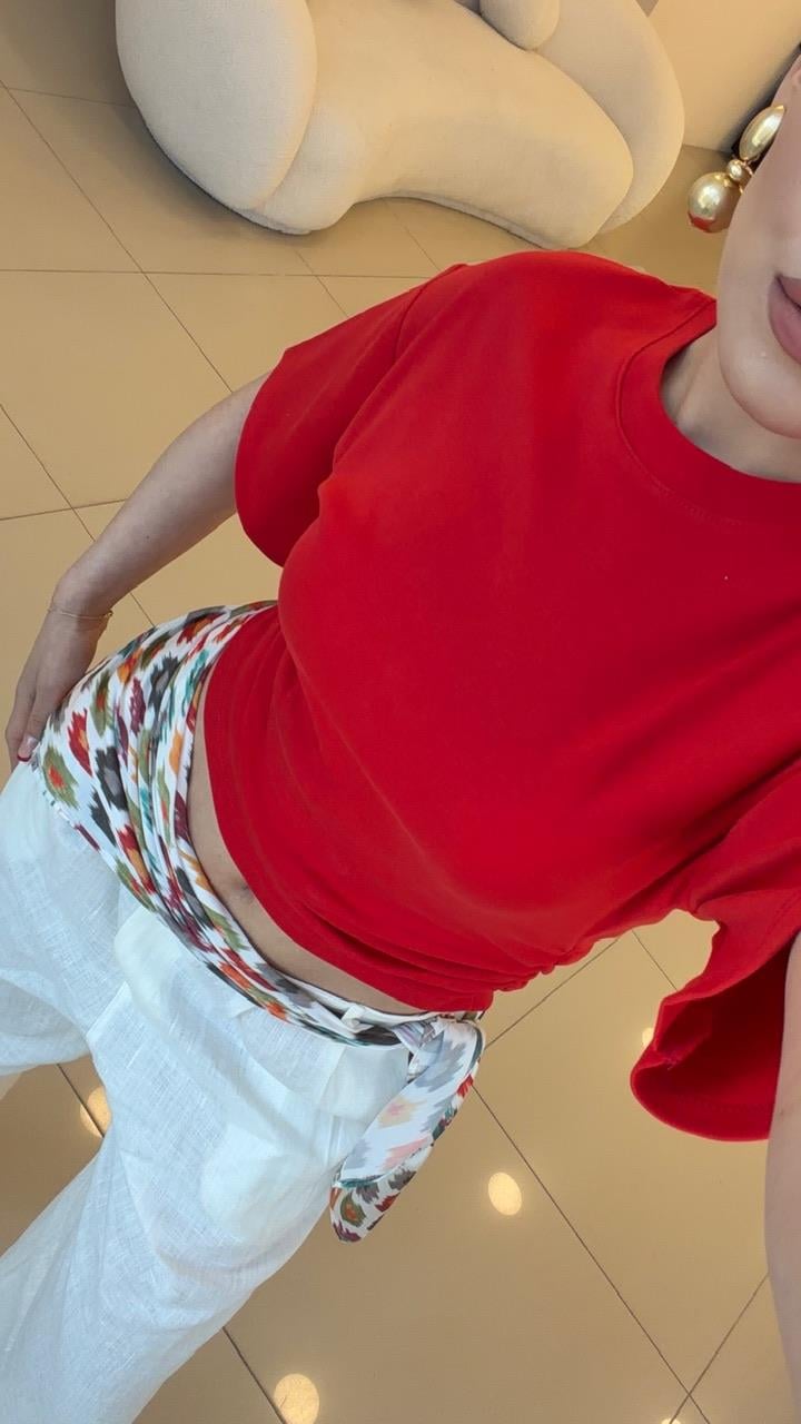 BEL OTURTMALI KISA KOL TSHIRT KIRMIZI