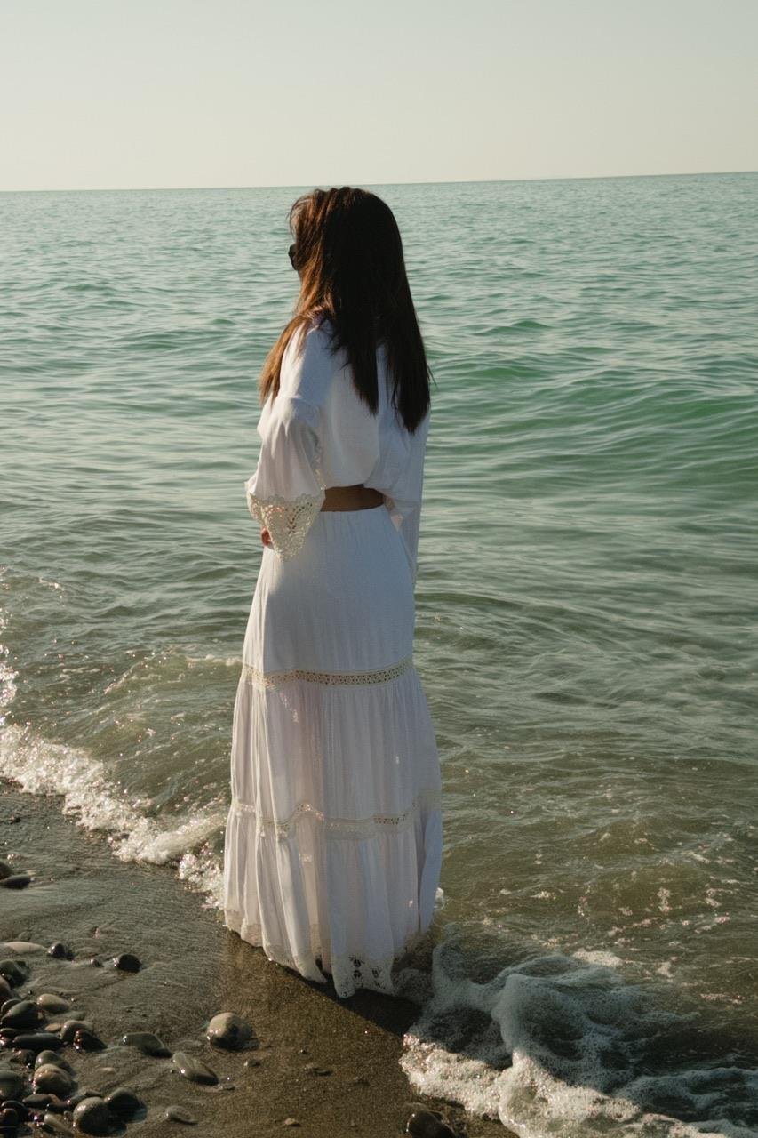 BEYAZ DANTELLİ TAKIM