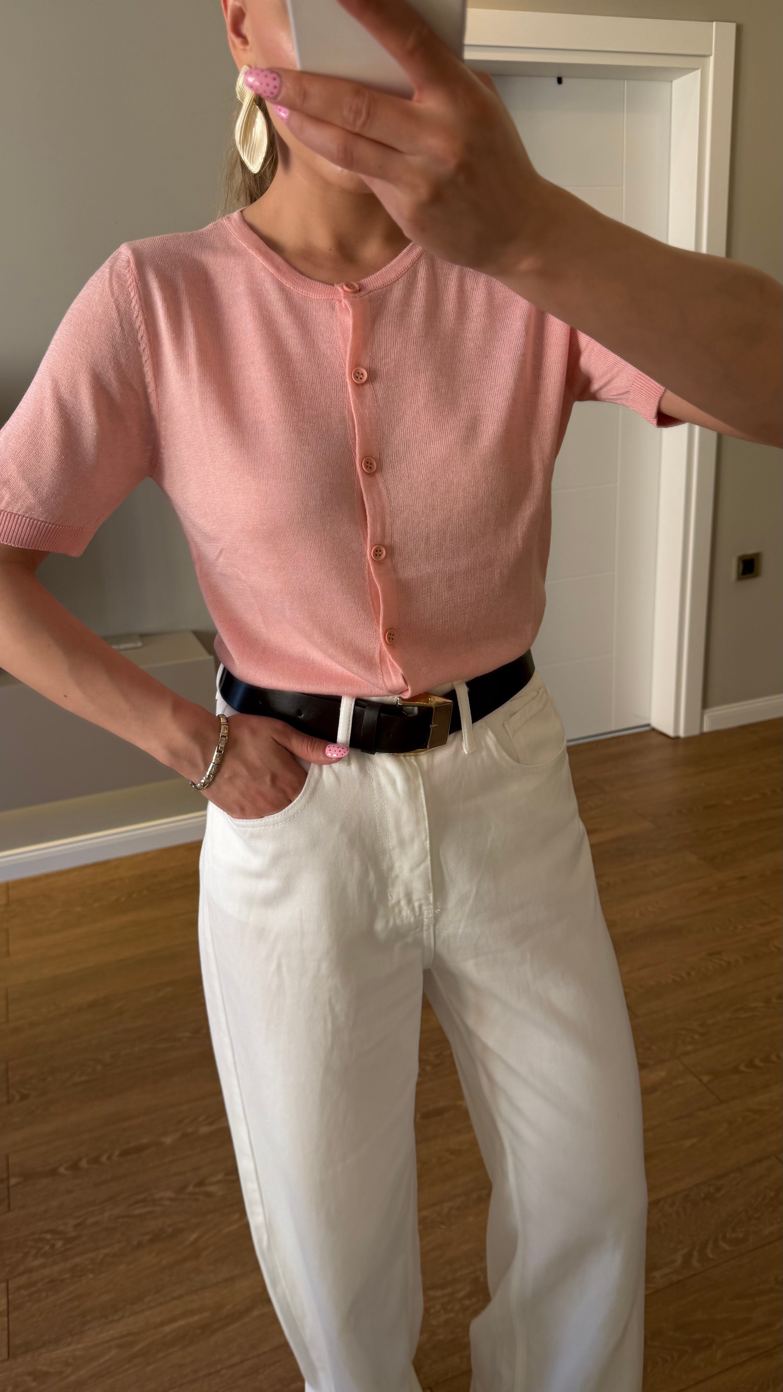 BİSİKLET YAKA ÖNDEN DÜĞMELİ TRİKO PEMBE