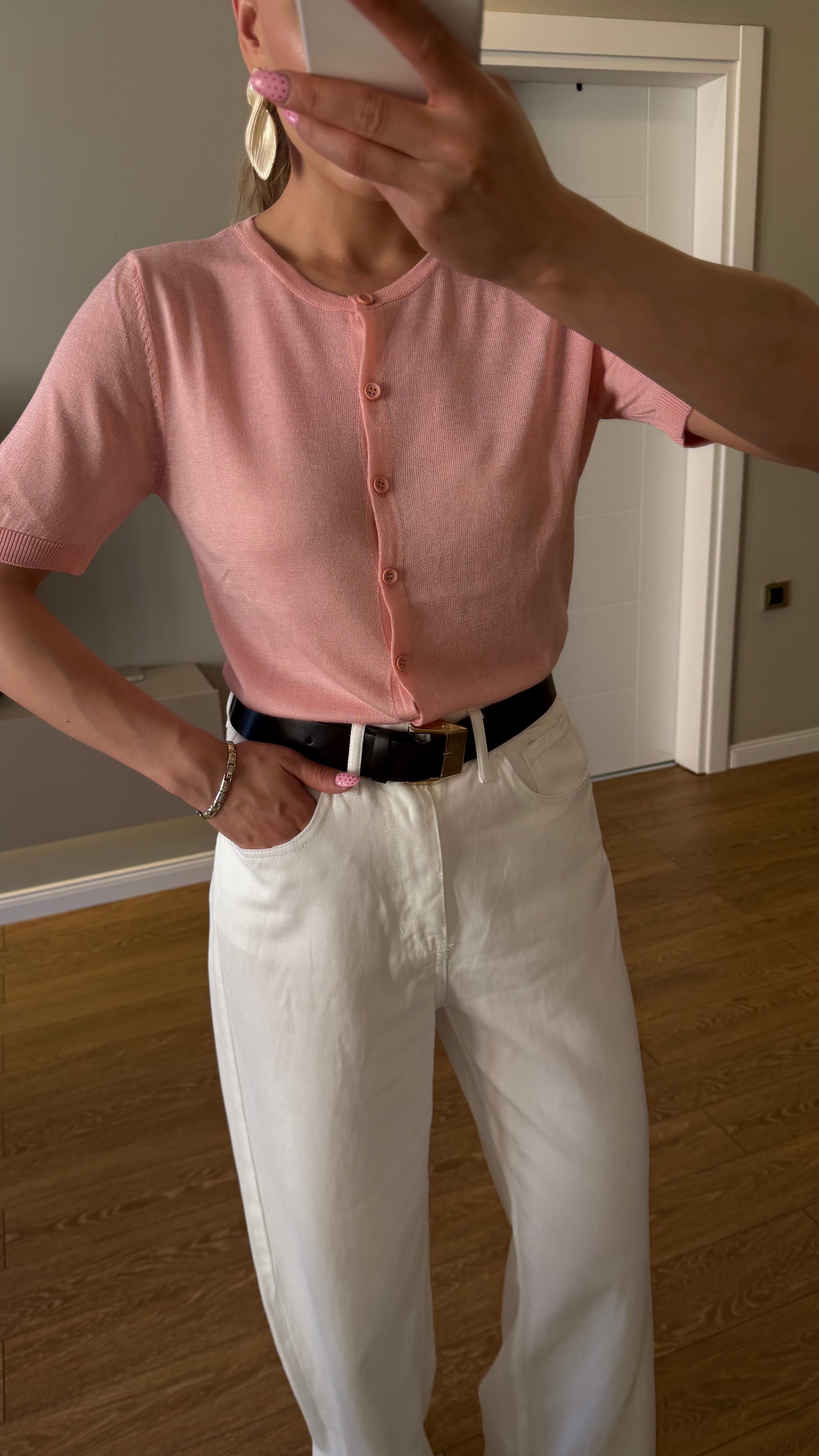 BİSİKLET YAKA ÖNDEN DÜĞMELİ TRİKO PEMBE