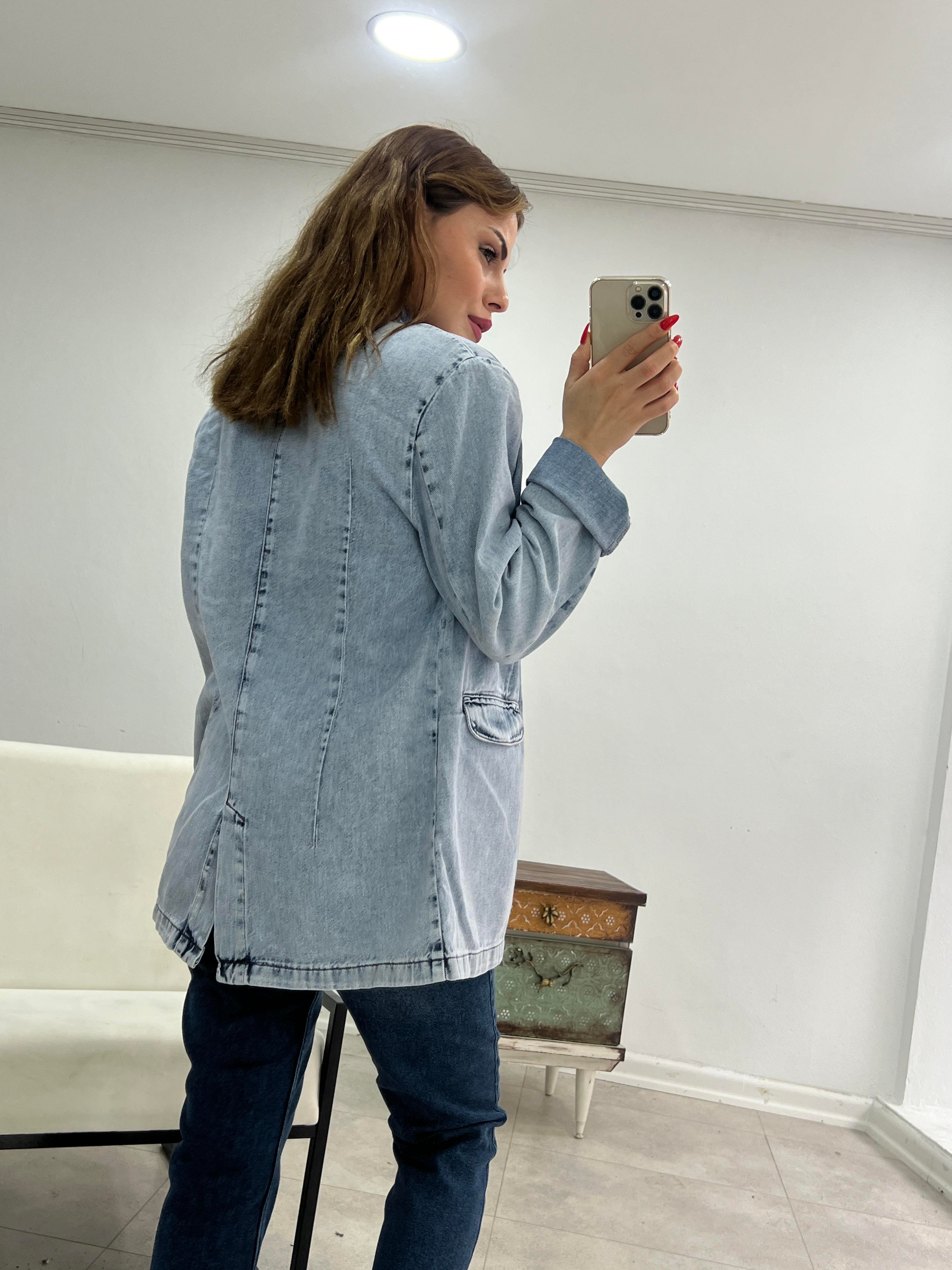 BROŞ DETAYLI BLAZER DENİM CEKET BUZ MAVİ