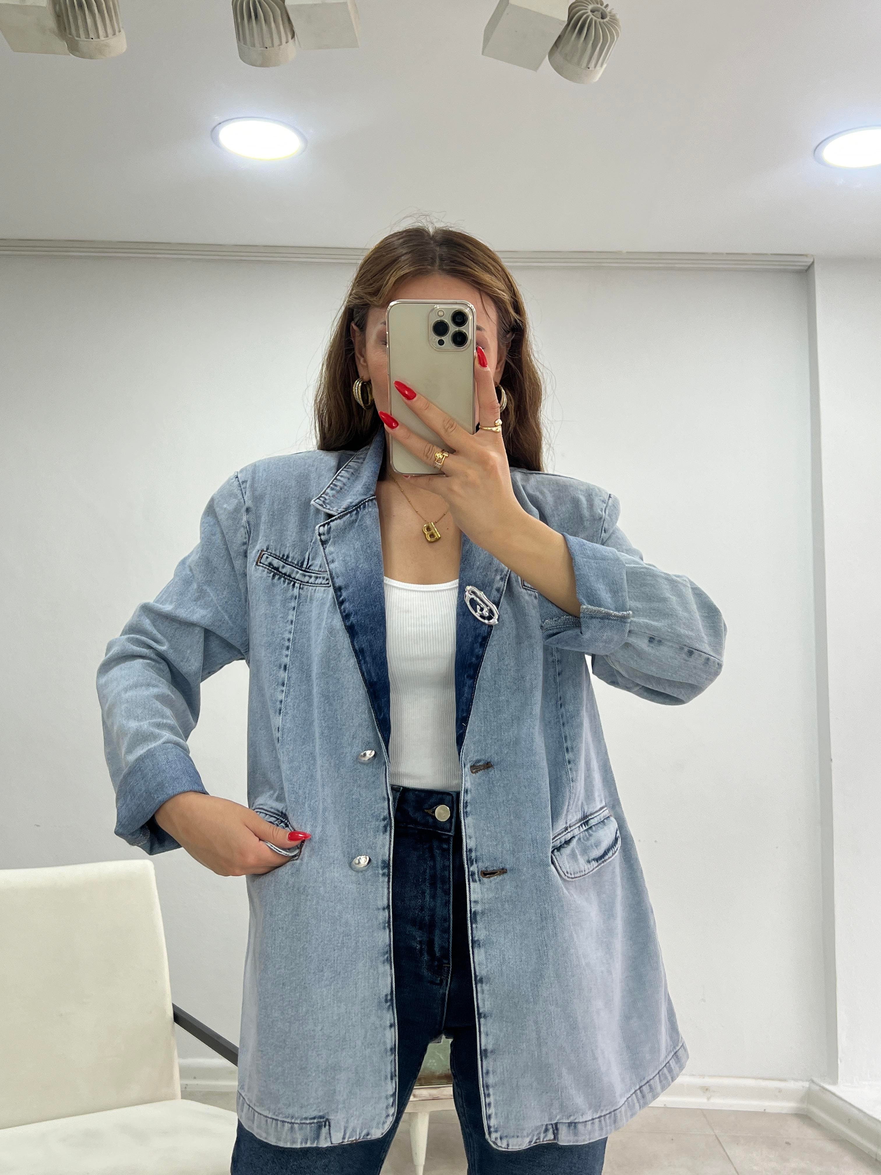 BROŞ DETAYLI BLAZER DENİM CEKET BUZ MAVİ