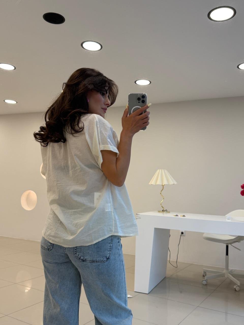 ÇİÇEK DETAYLI KETEN GÖMLEK