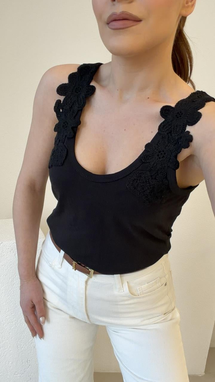 ÇİÇEK İŞLEMELİ ATLET SİYAH