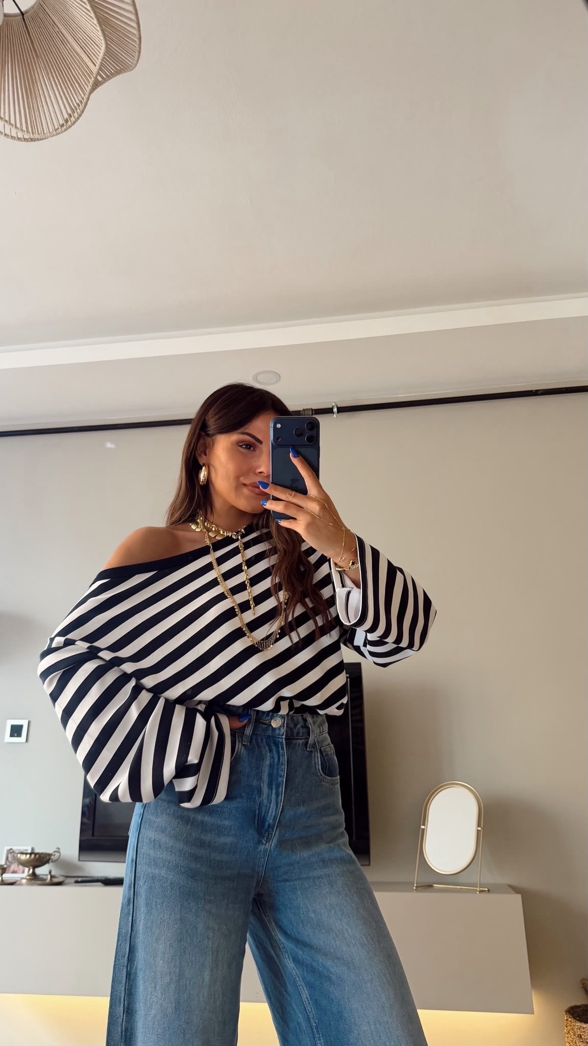 Çizgili Uzun Kol Kayık Yaka Oversize Tshırt Lacivert-Beyaz
