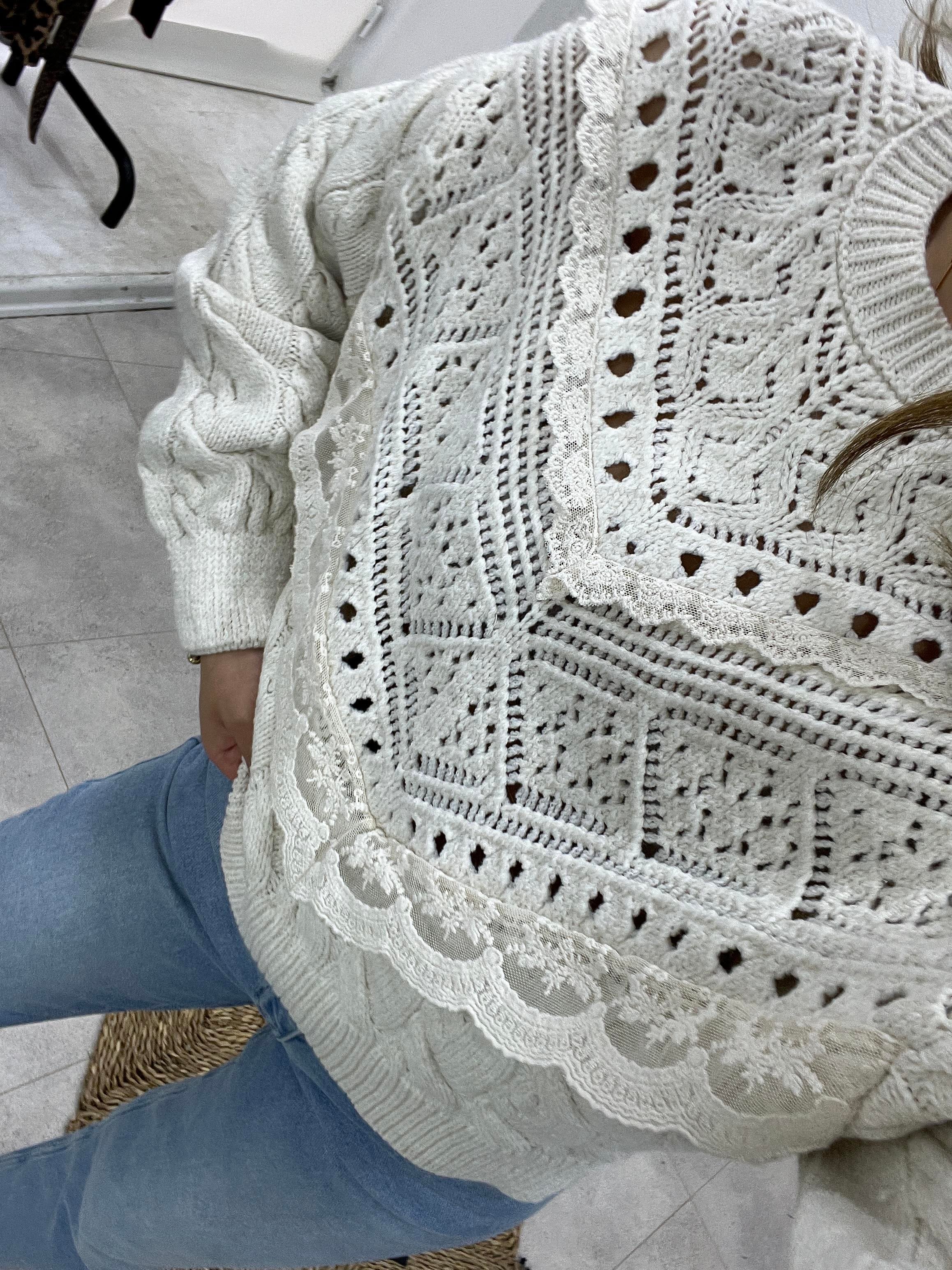 DANTELLİ ÖRGÜ KAZAK 