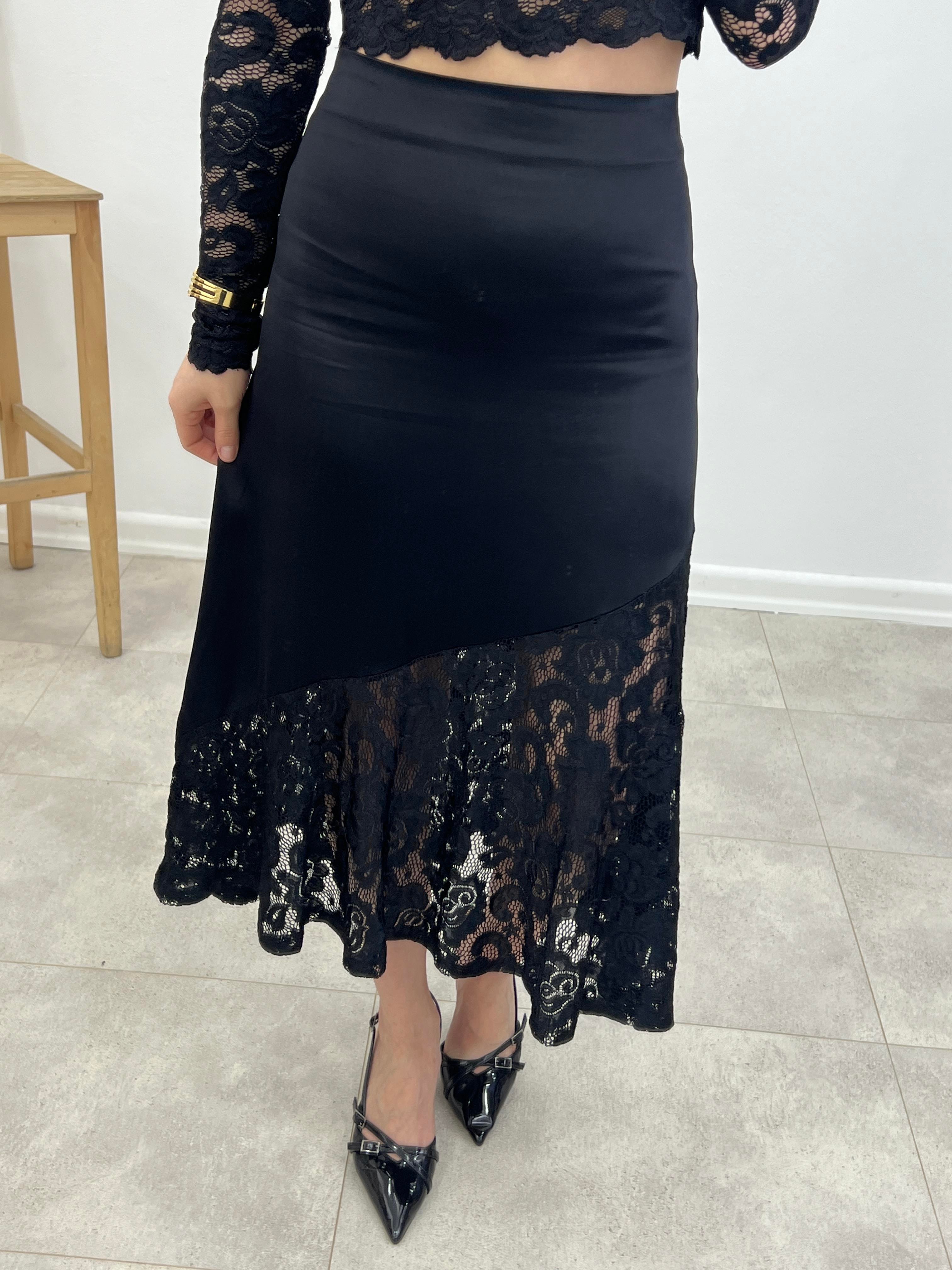 DANTELLİ SATEN ETEK