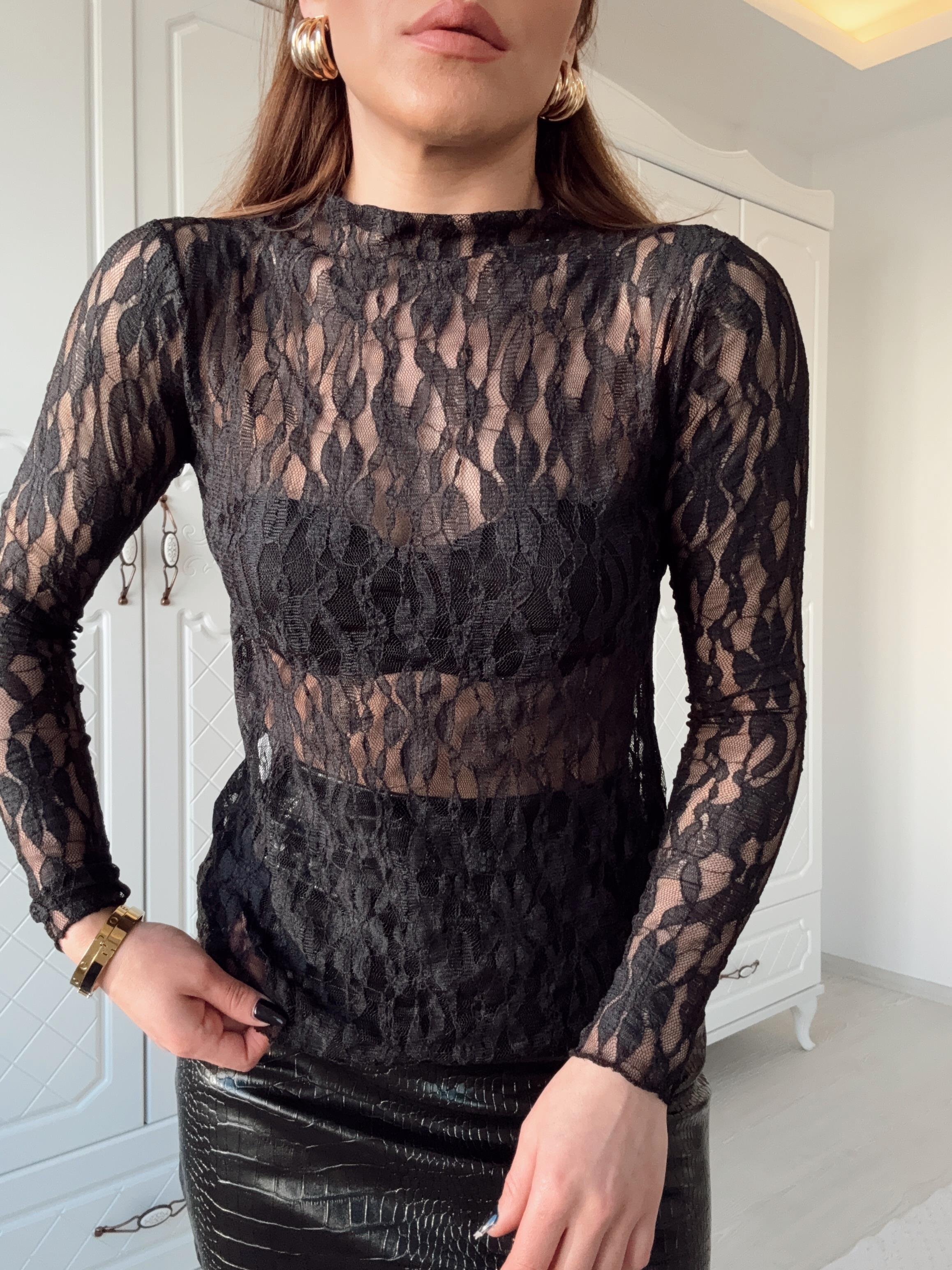 DANTELLİ TÜL BLUZ SİYAH