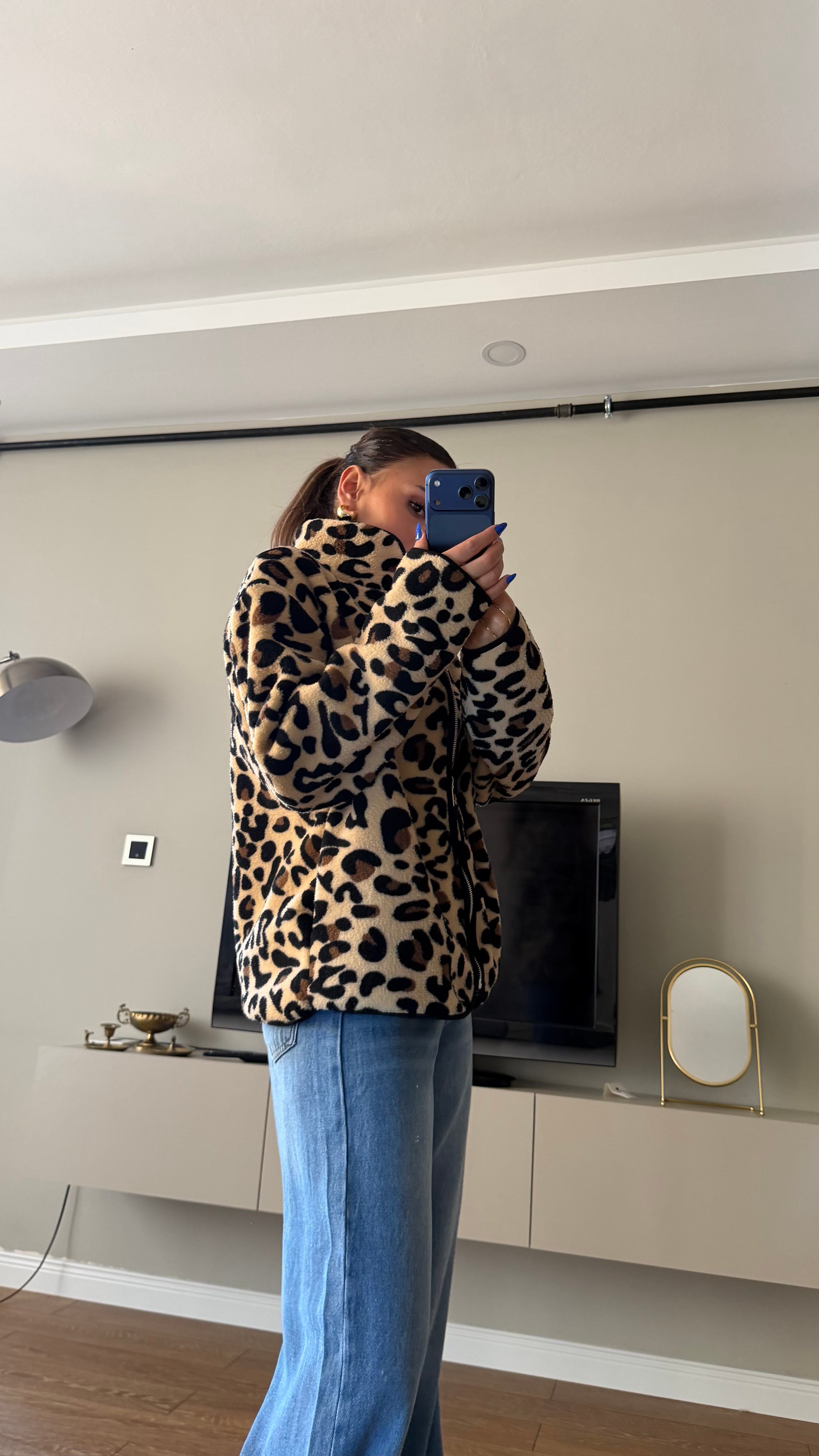 Desenli Fermuarlı Peluş Leopar Mont