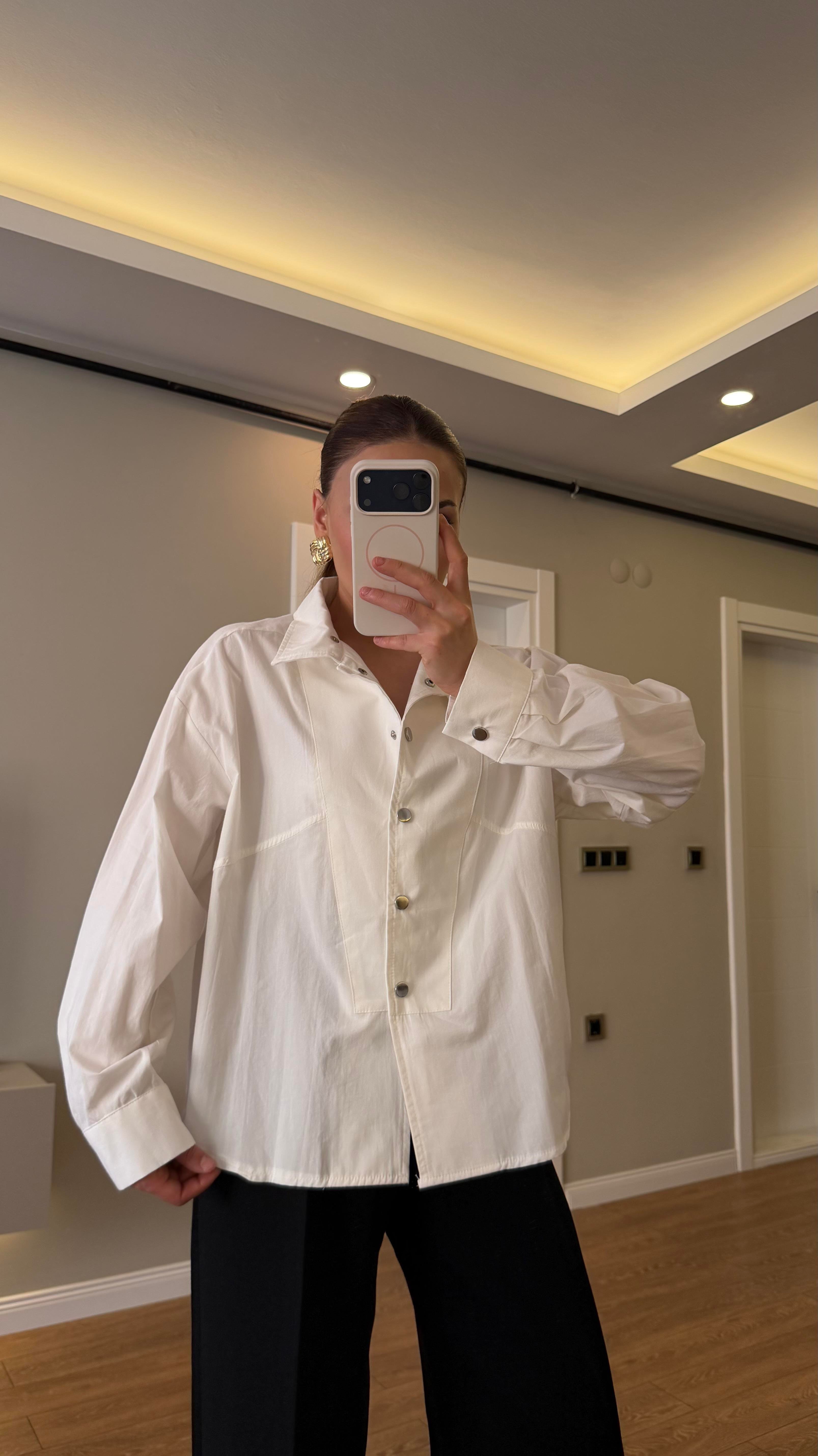 Dik Yaka Çıtlı Poplin Gömlek Beyaz
