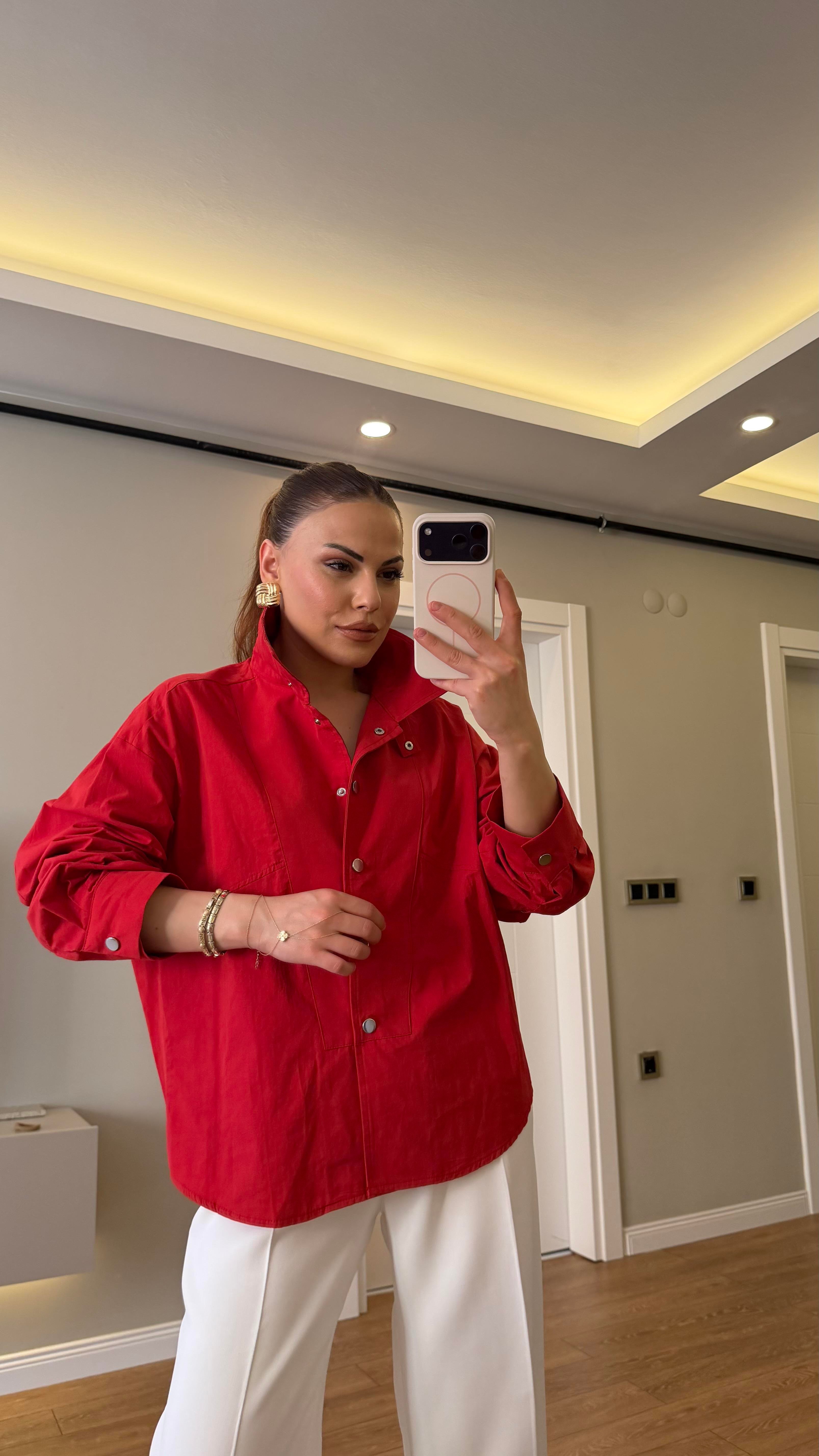 Dik Yaka Çıtlı Poplin Gömlek Kırmızı