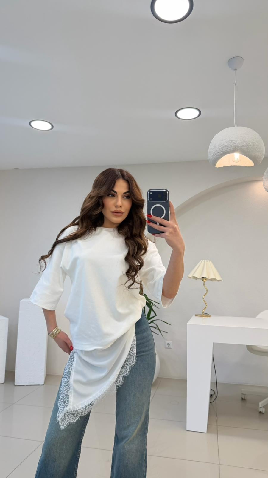 ETEK UCU DANTELLİ ASİMETRİK TSHIRT BEYAZ