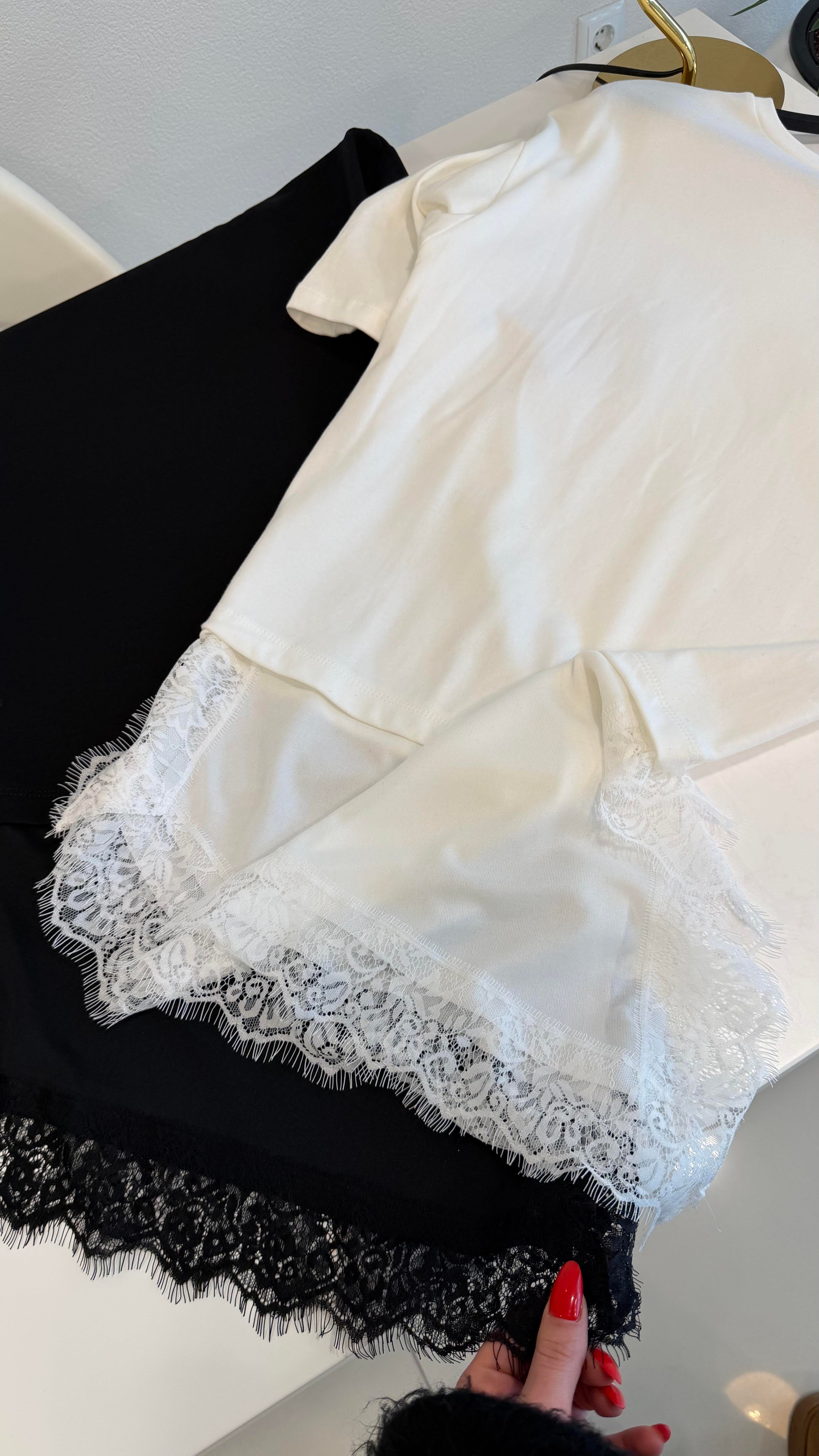 ETEK UCU DANTELLİ ASİMETRİK TSHIRT BEYAZ