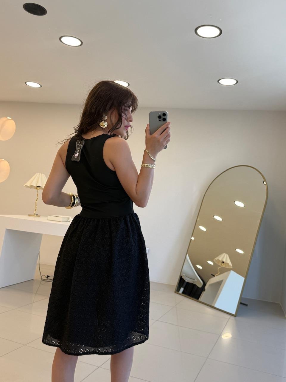 FİSTO DETAYLI MİNİ ELBİSE