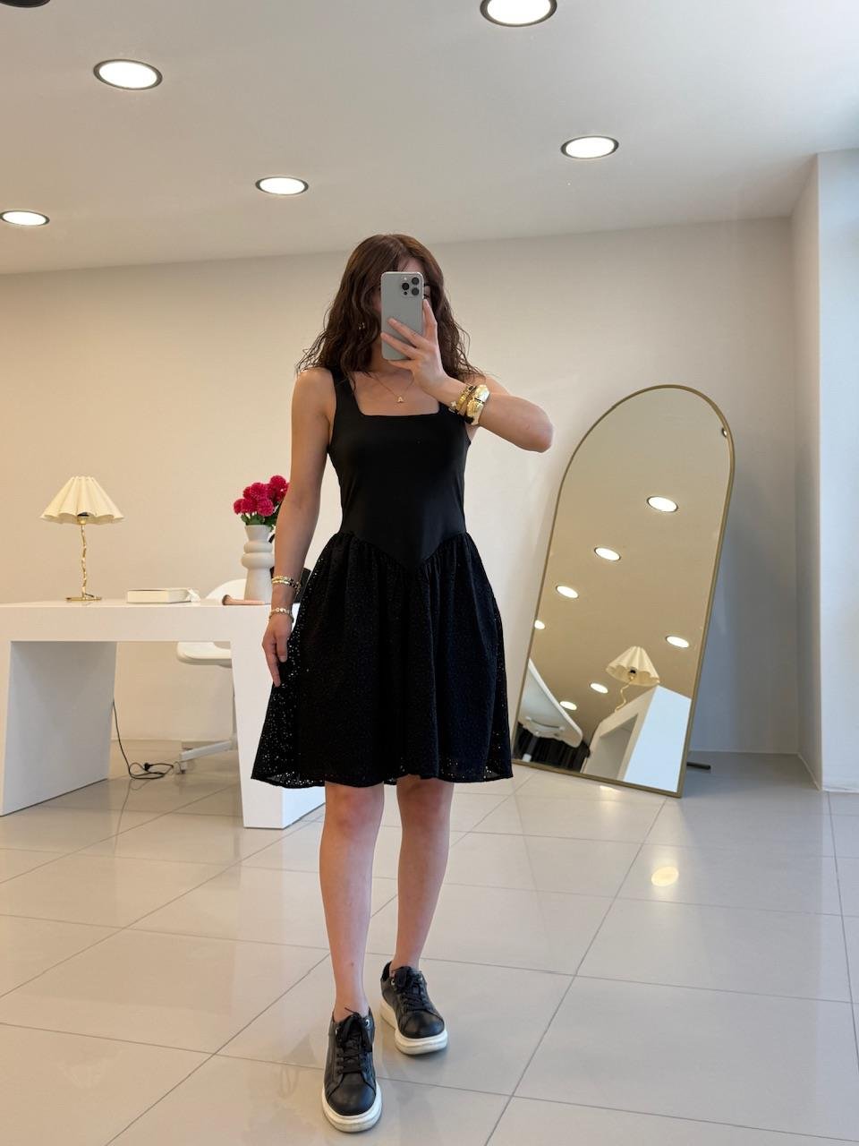 FİSTO DETAYLI MİNİ ELBİSE