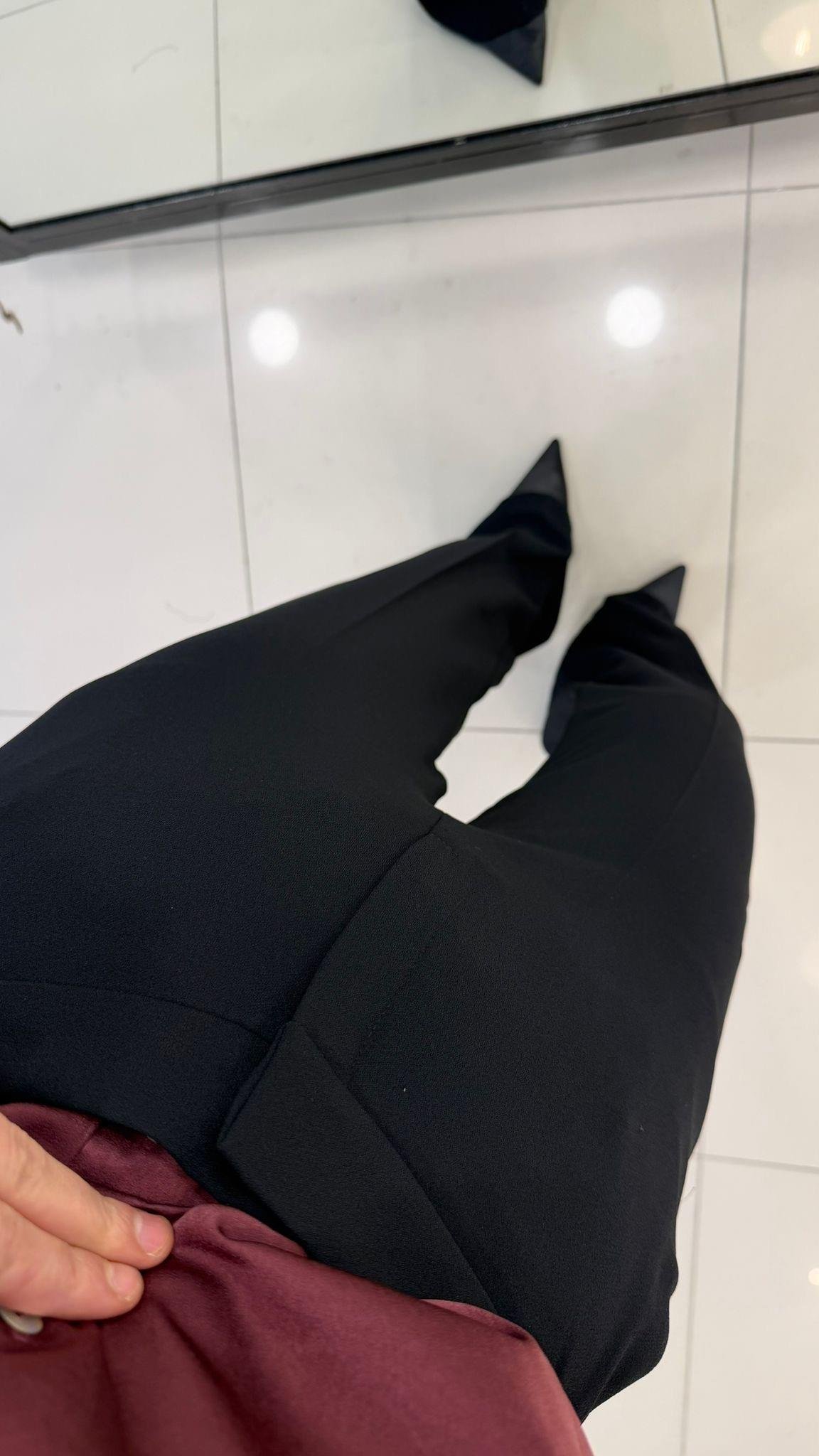 GİZLİ DÜĞME BOL PAÇA RELAKS PANTOLON SİYAH