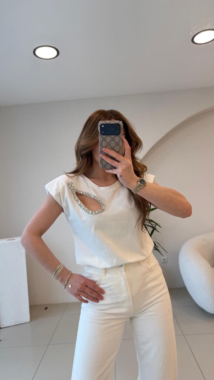 GÖĞÜS DEKOLTELİ TSHİRT BEYAZ