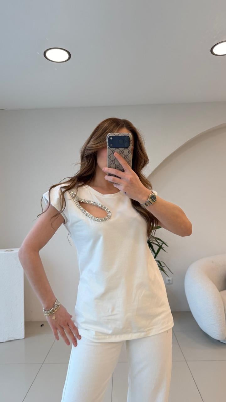 GÖĞÜS DEKOLTELİ TSHİRT BEYAZ
