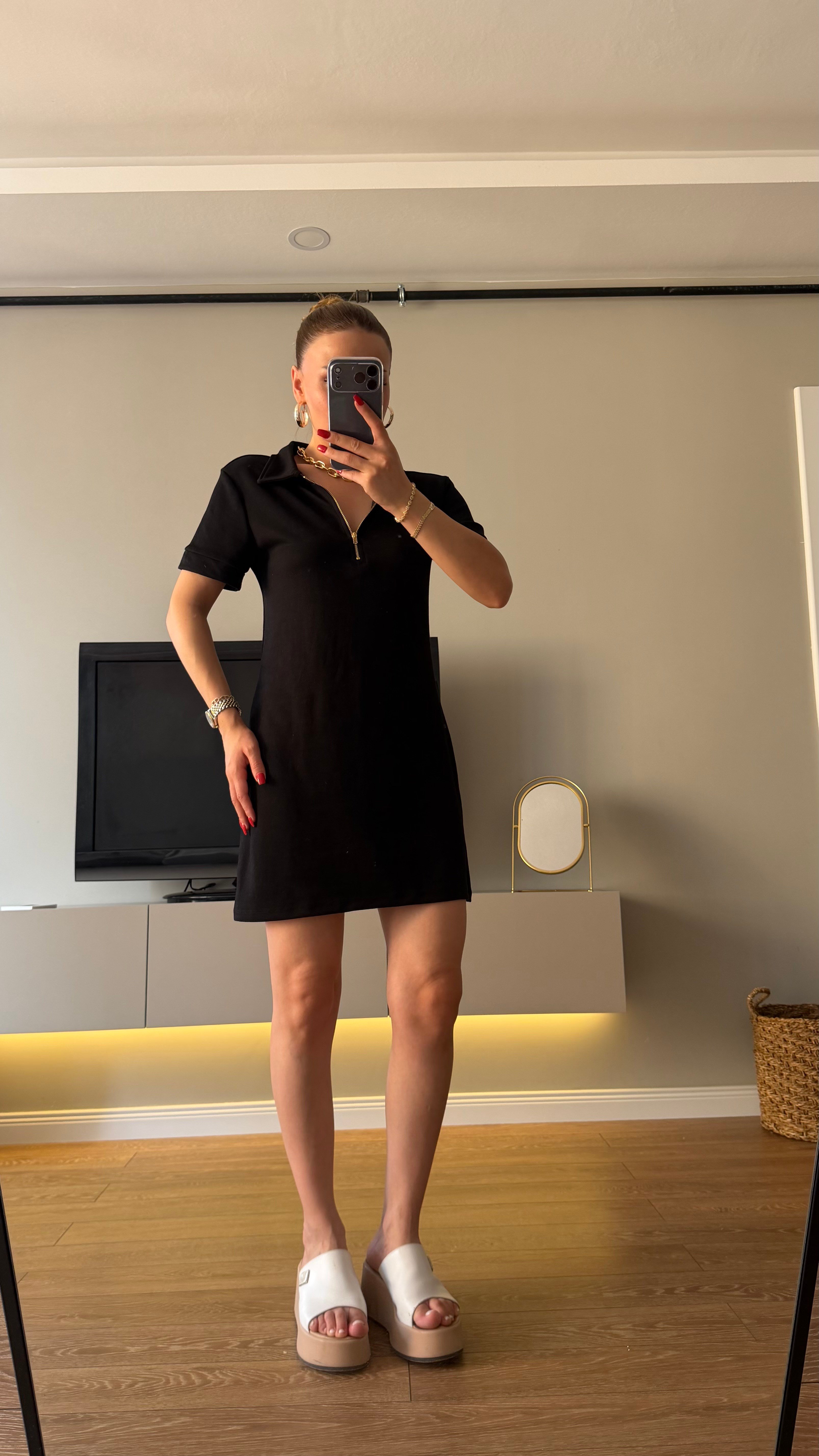 Gold Fermuarlı Polo Yaka Elbise Beyaz 