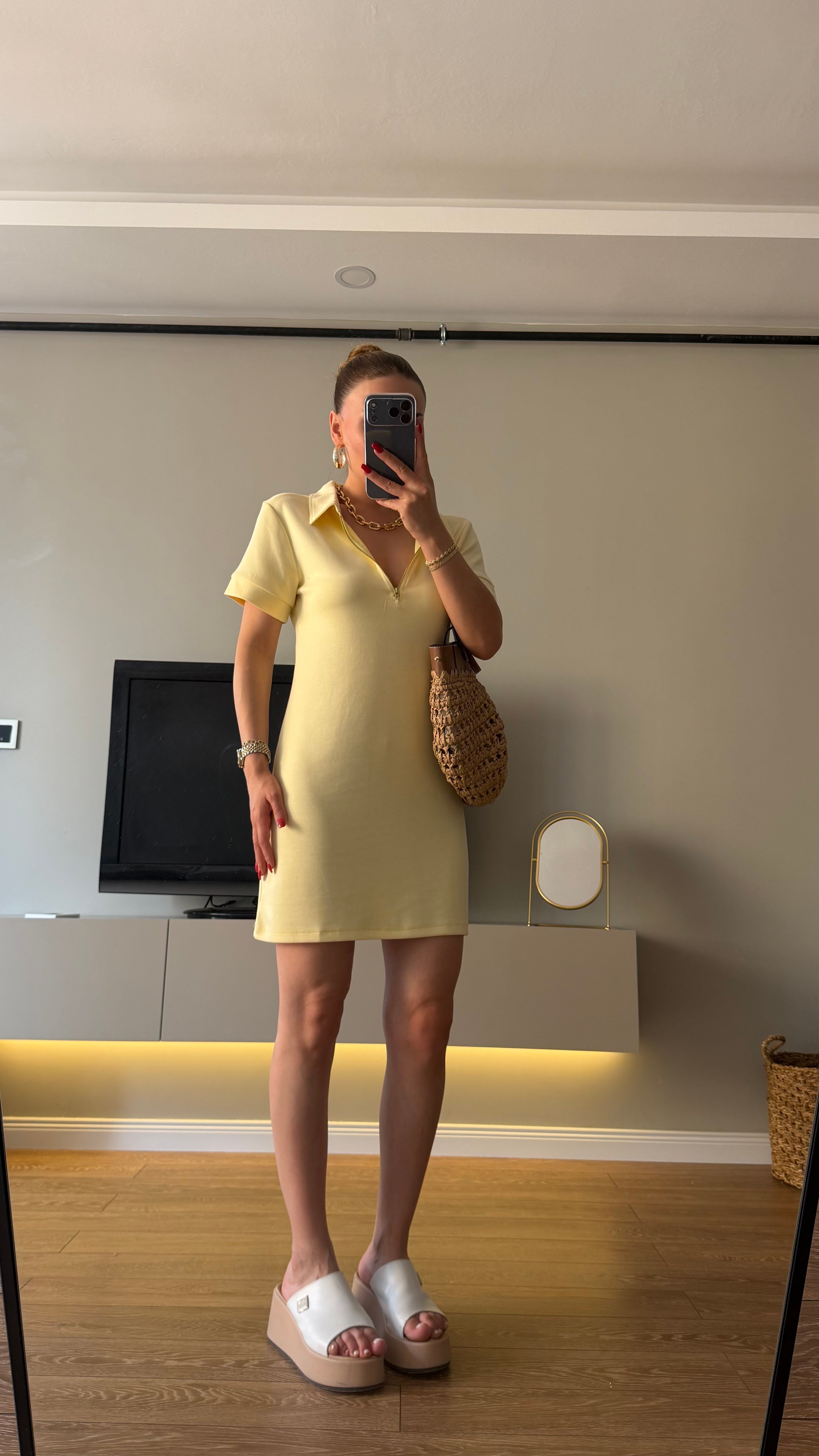 Gold Fermuarlı Polo Yaka Elbise Sarı