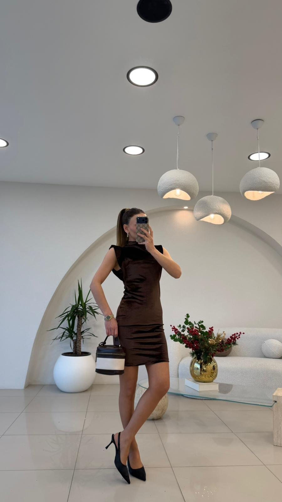 KADİFE MİNİ ELBİSE KAHVE