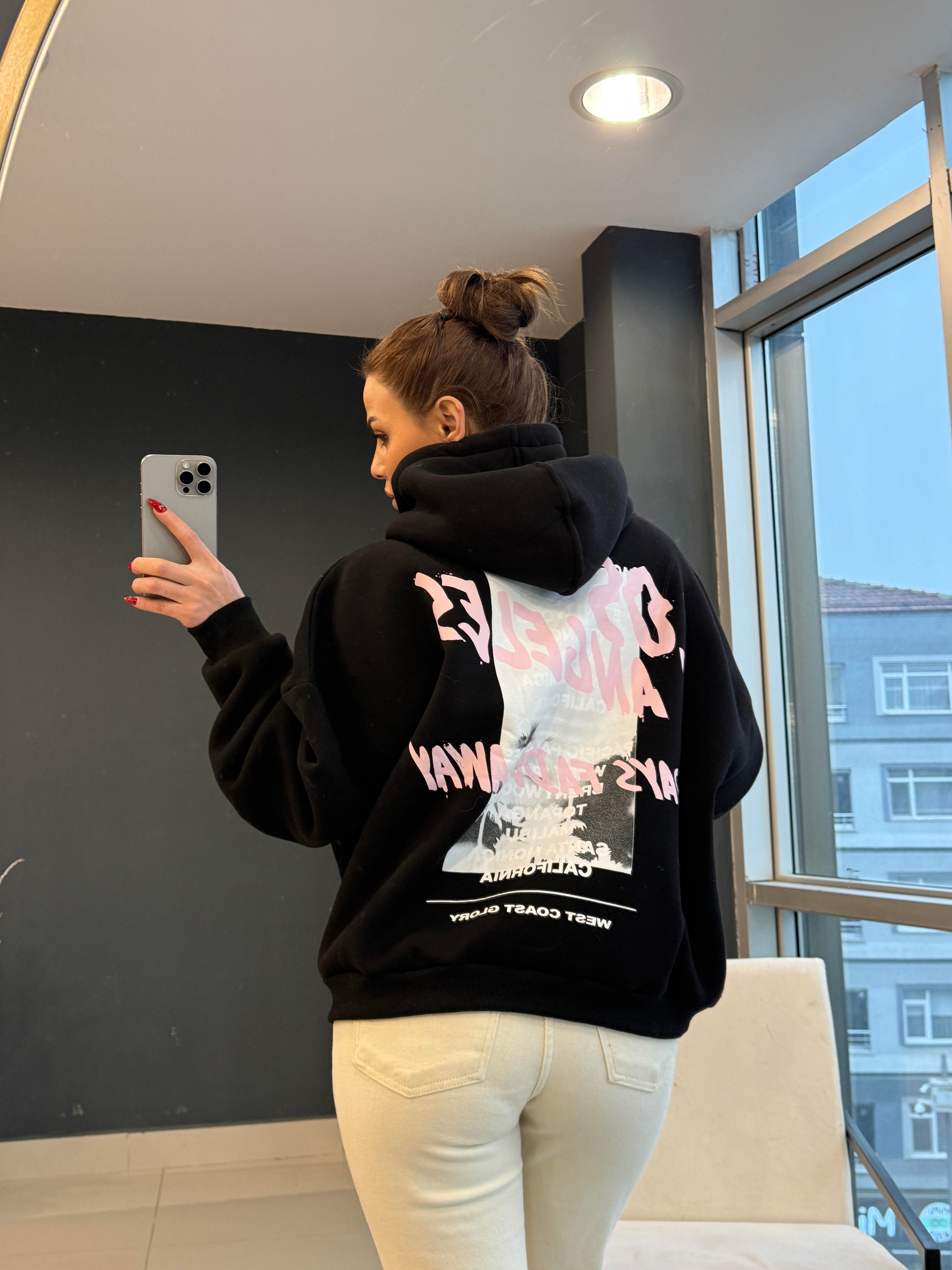 KAPŞONLU ARKASI DESENLİ SWEATSHIRT